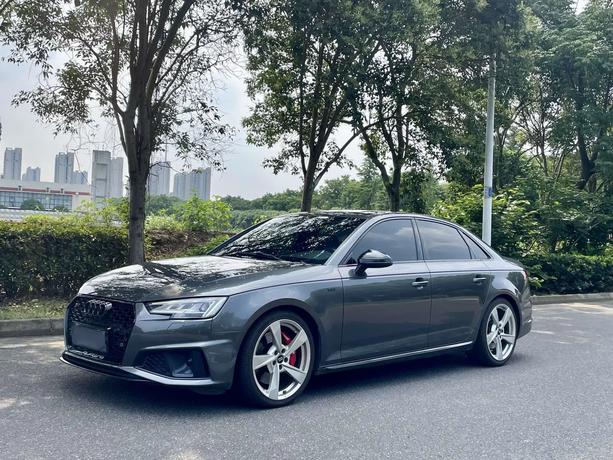Audi S4  из Китая