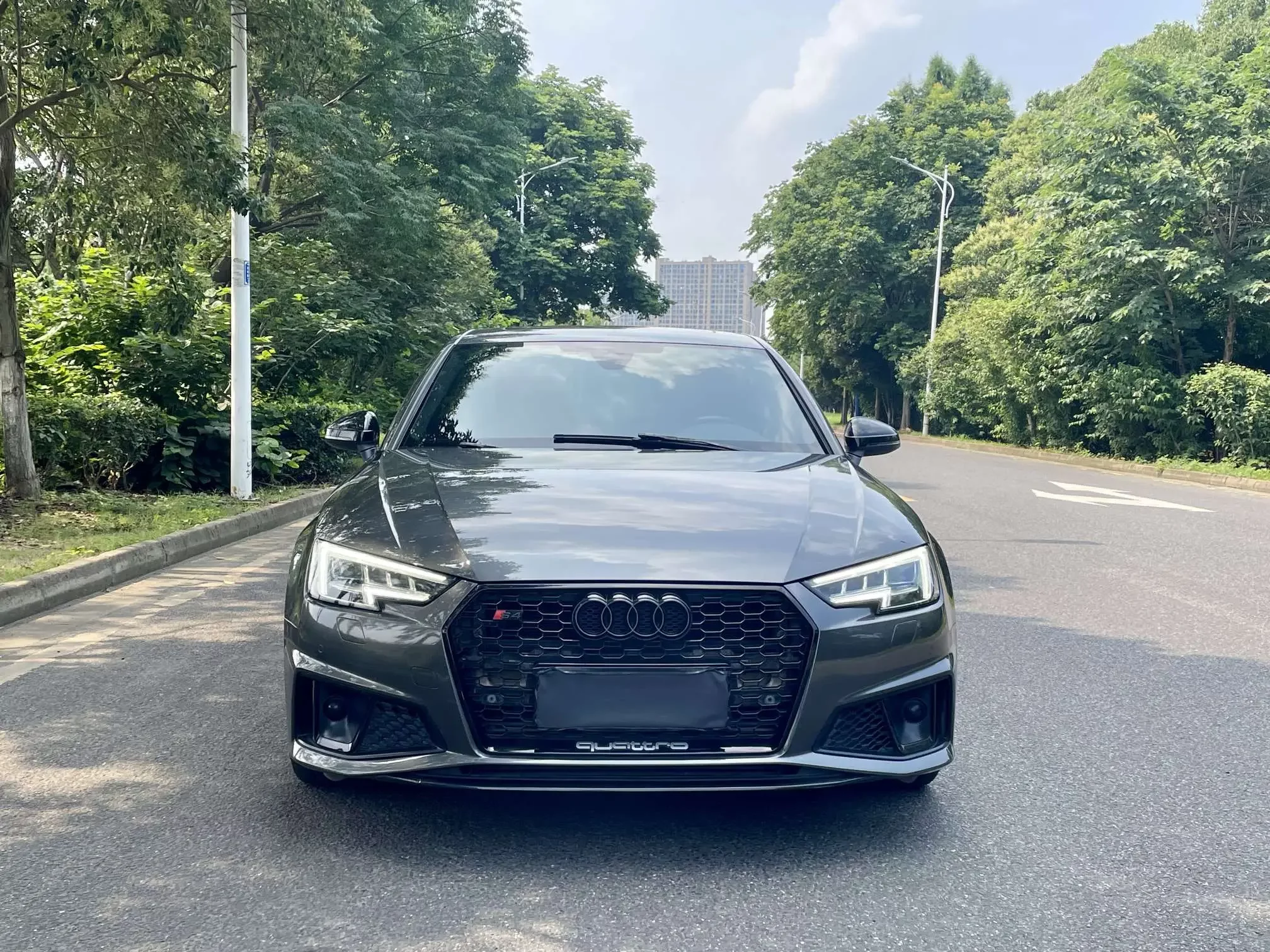 Audi S4  из Китая