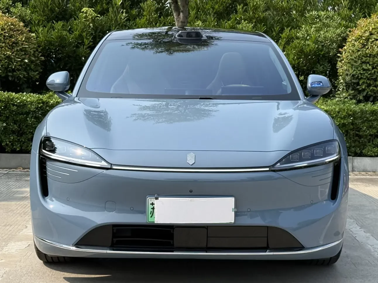 Luxeed Zhijie R7