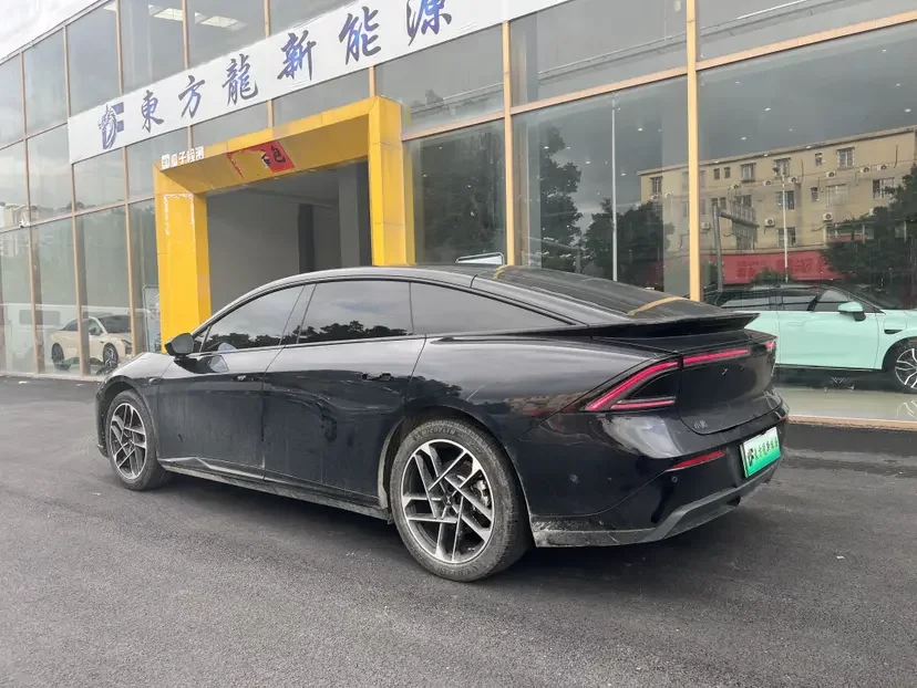 Xpeng P7+