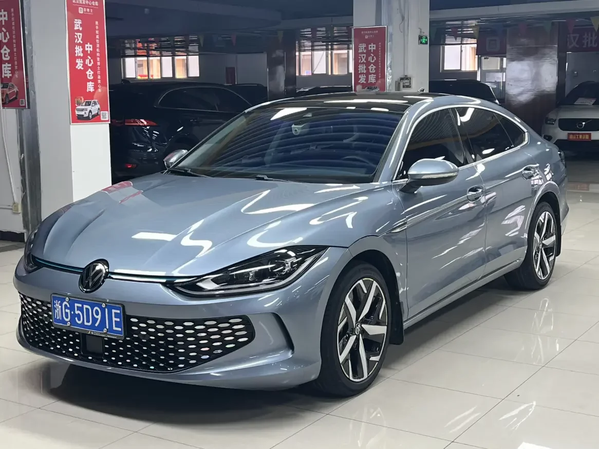 Volkswagen Lamando