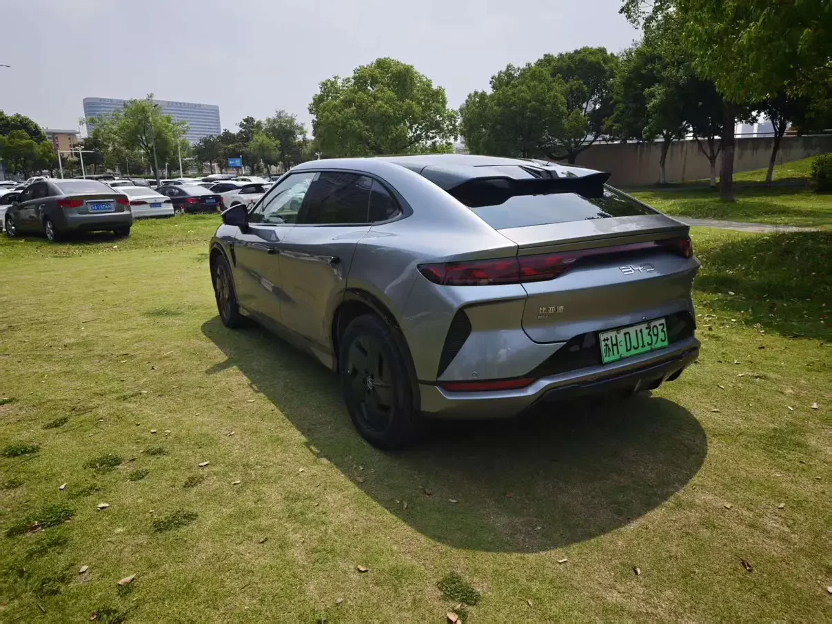 BYD Song L EV