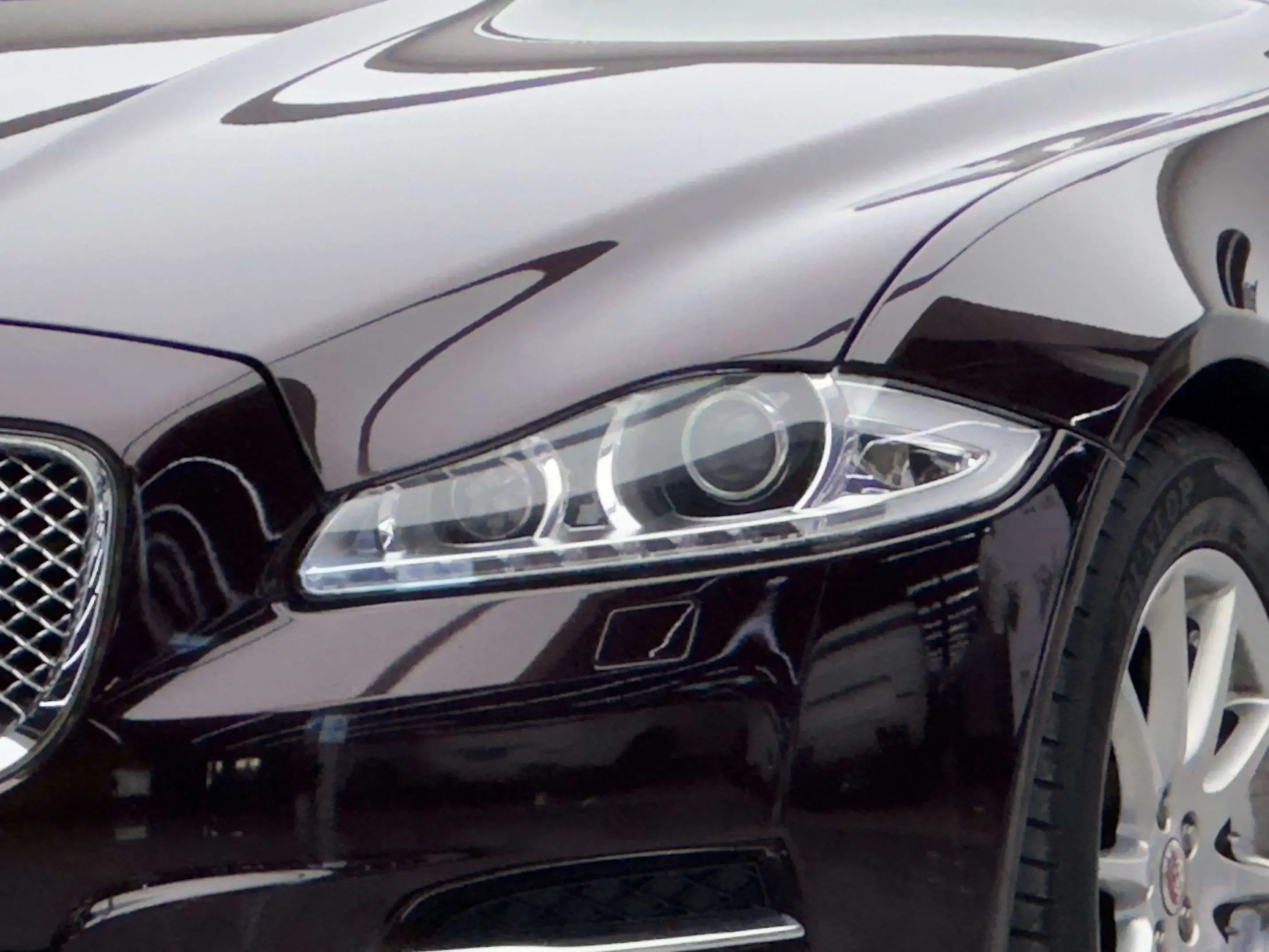 Jaguar XJ