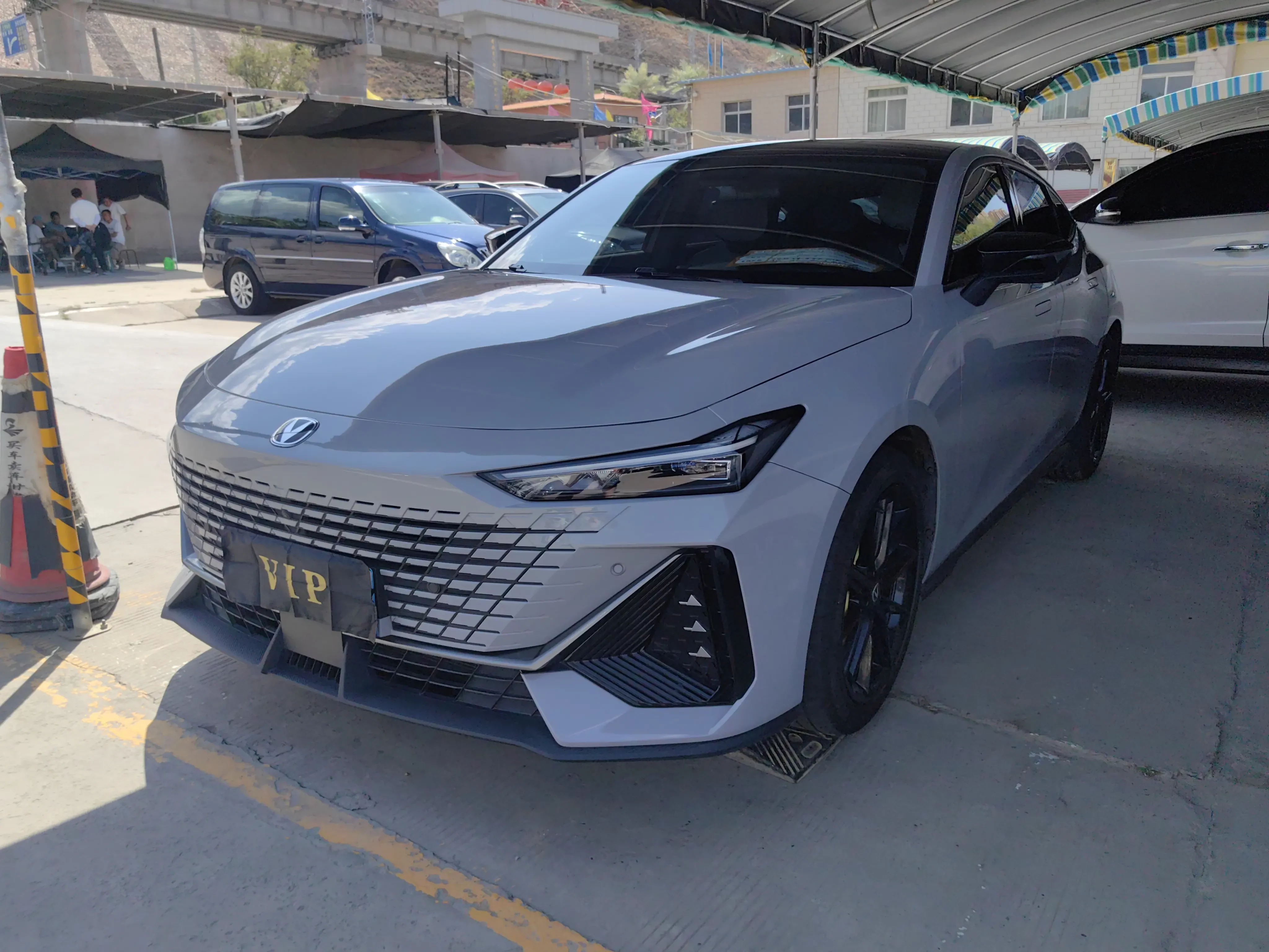 Changan UNI-V