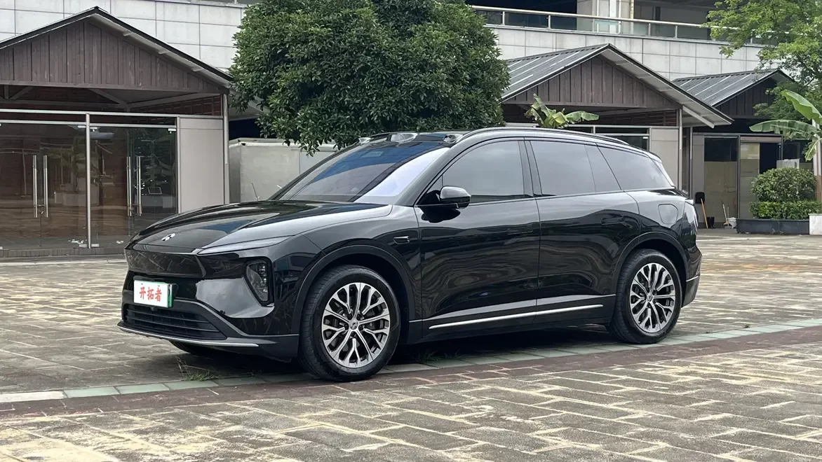 NIO ES6