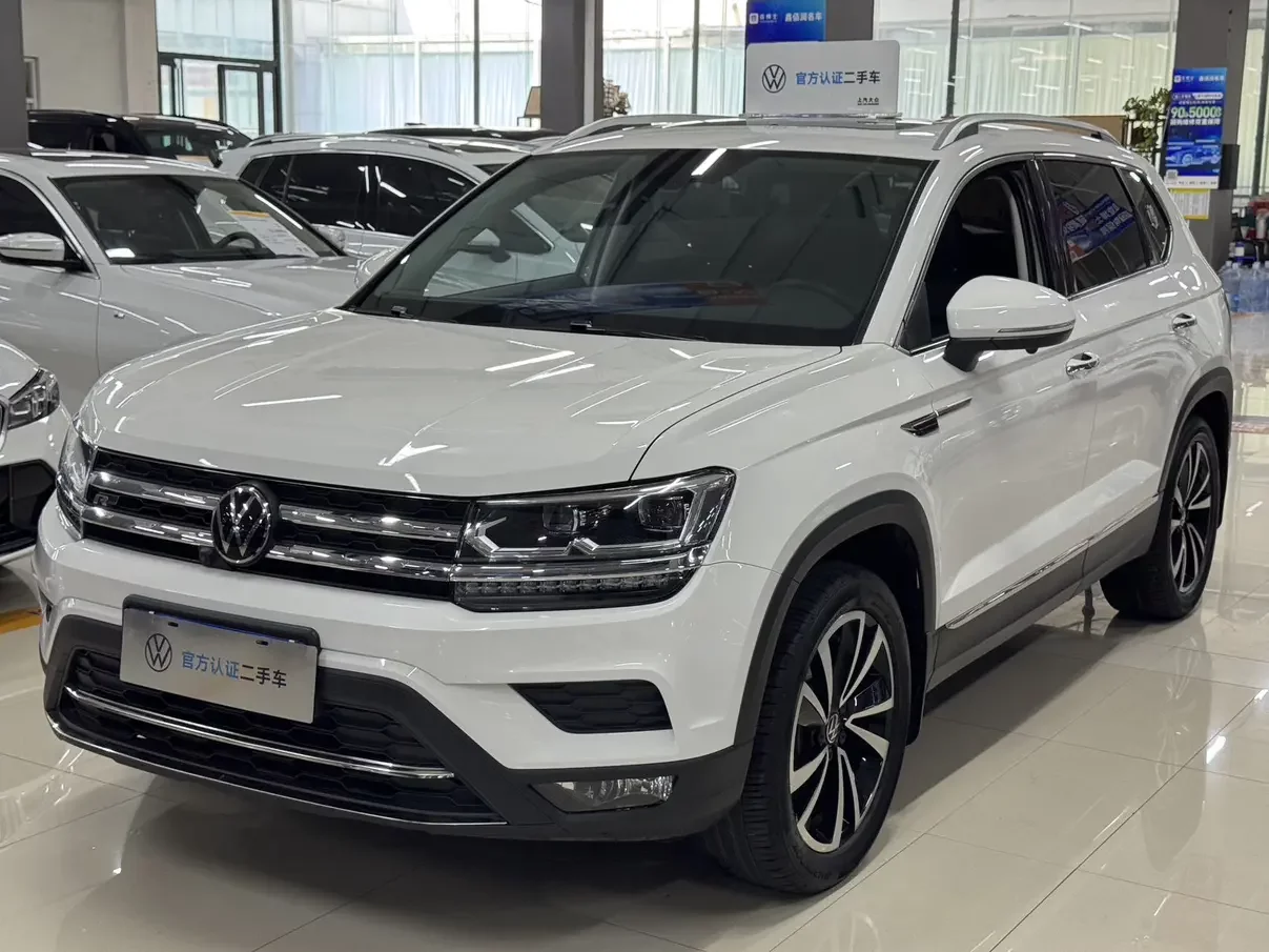 Volkswagen Tharu