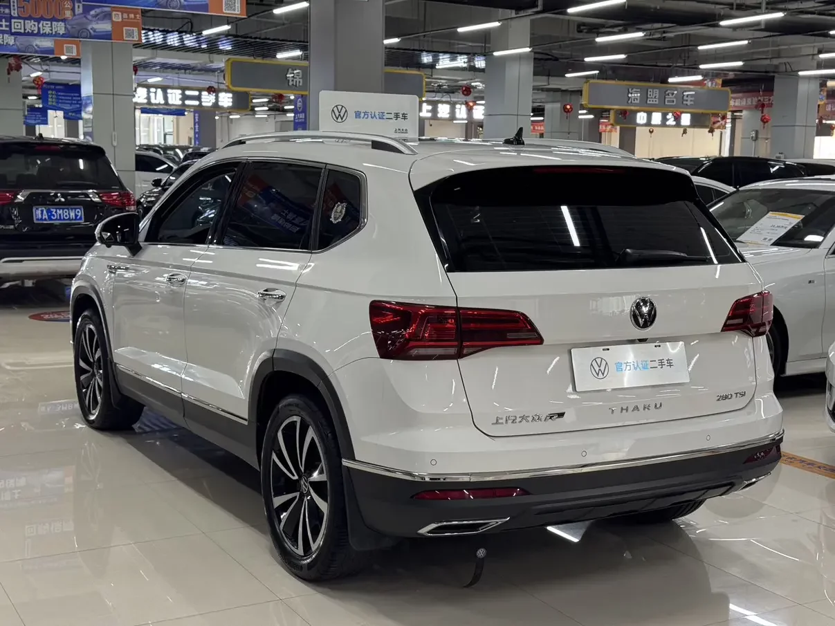Volkswagen Tharu