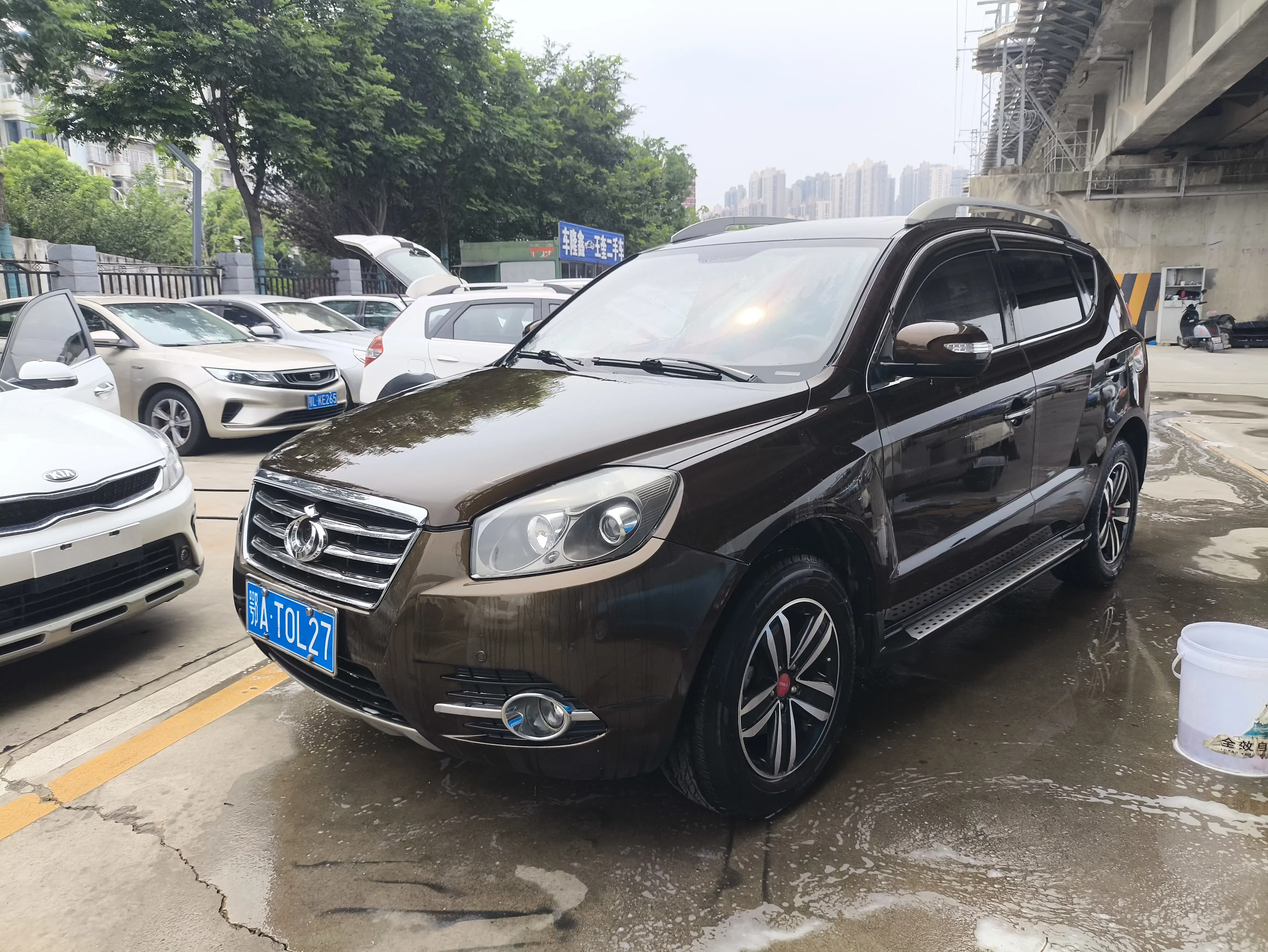 Geely GX7