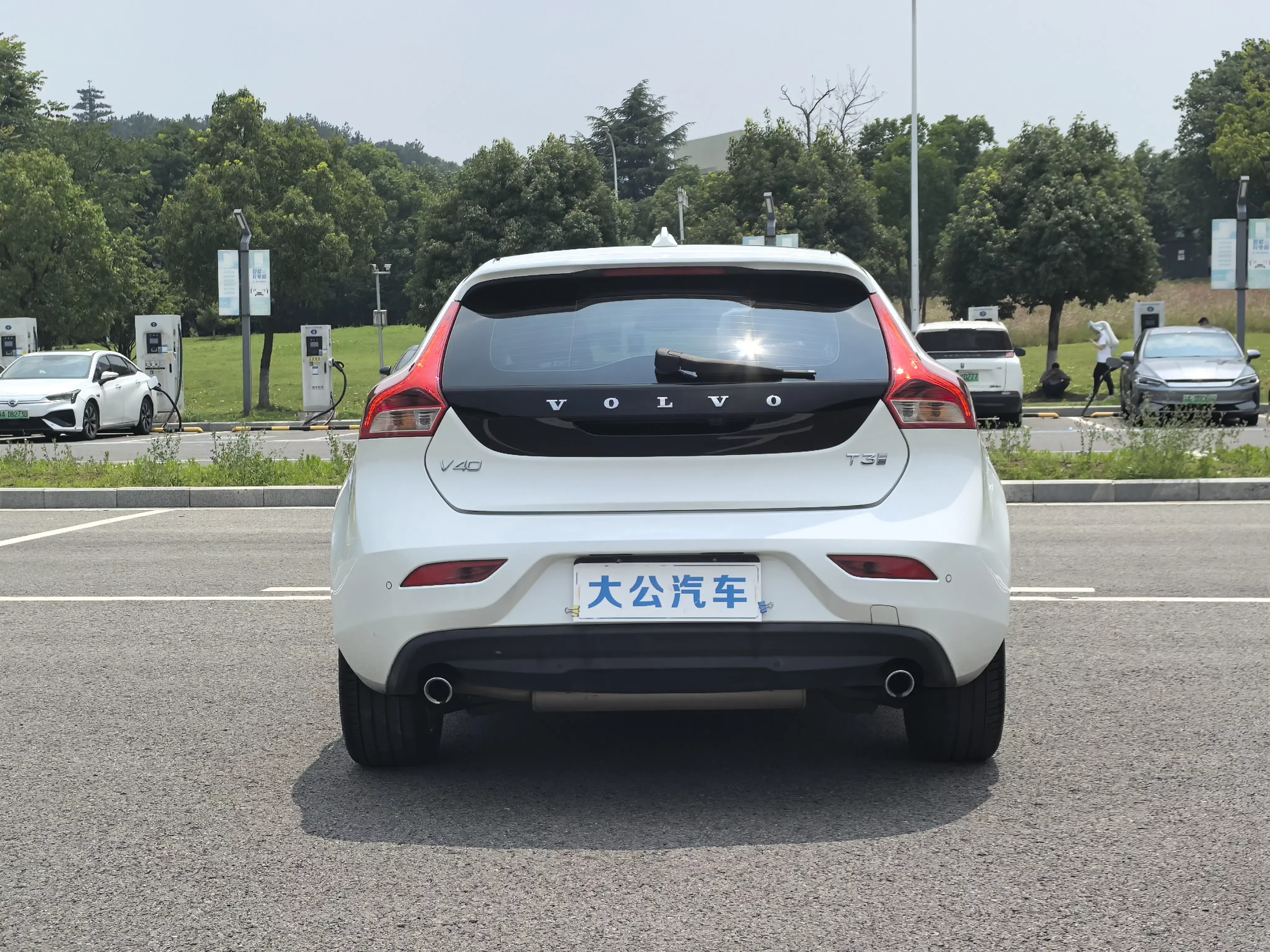 Volvo V40