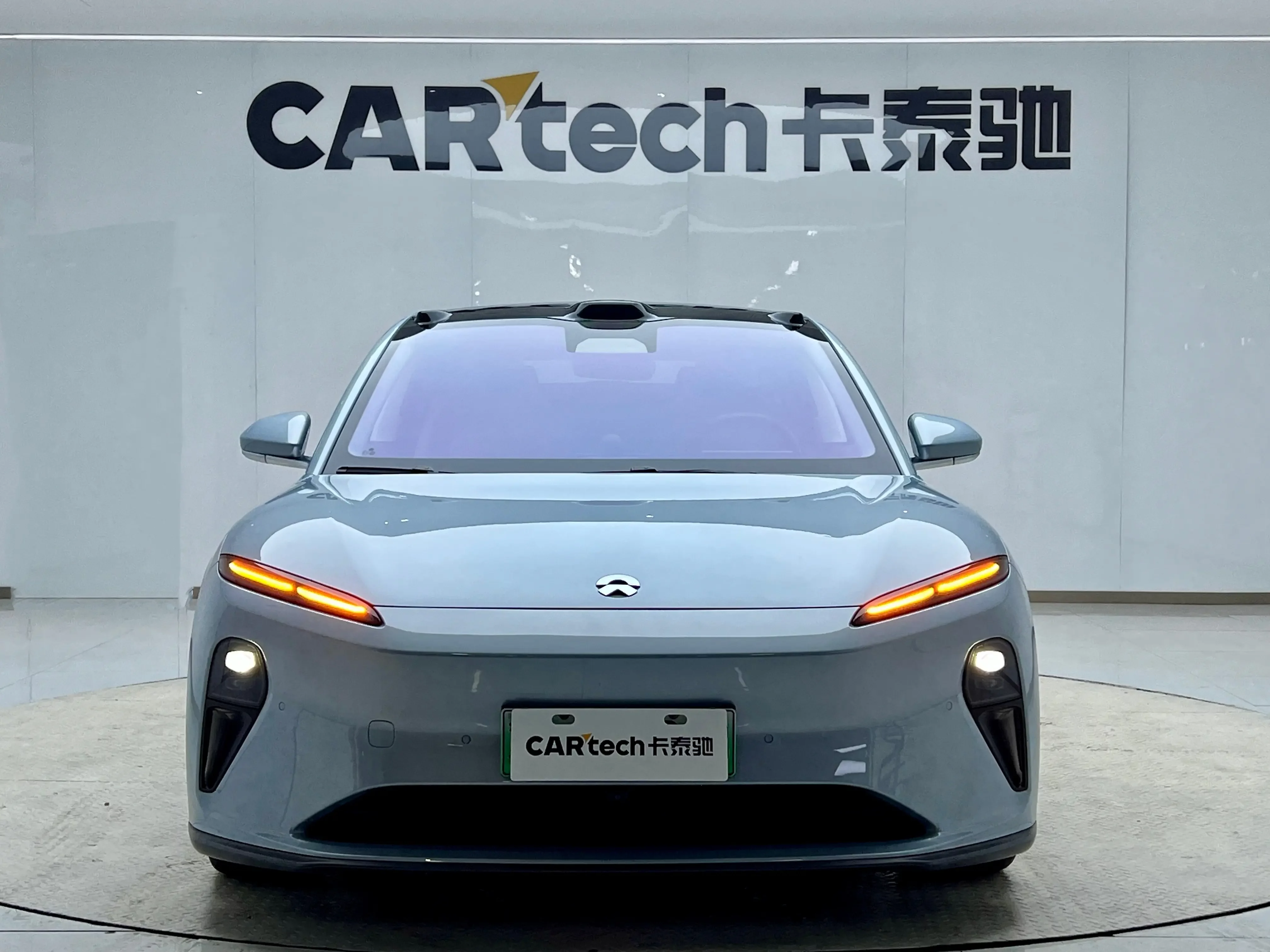 NIO ET5  из Китая
