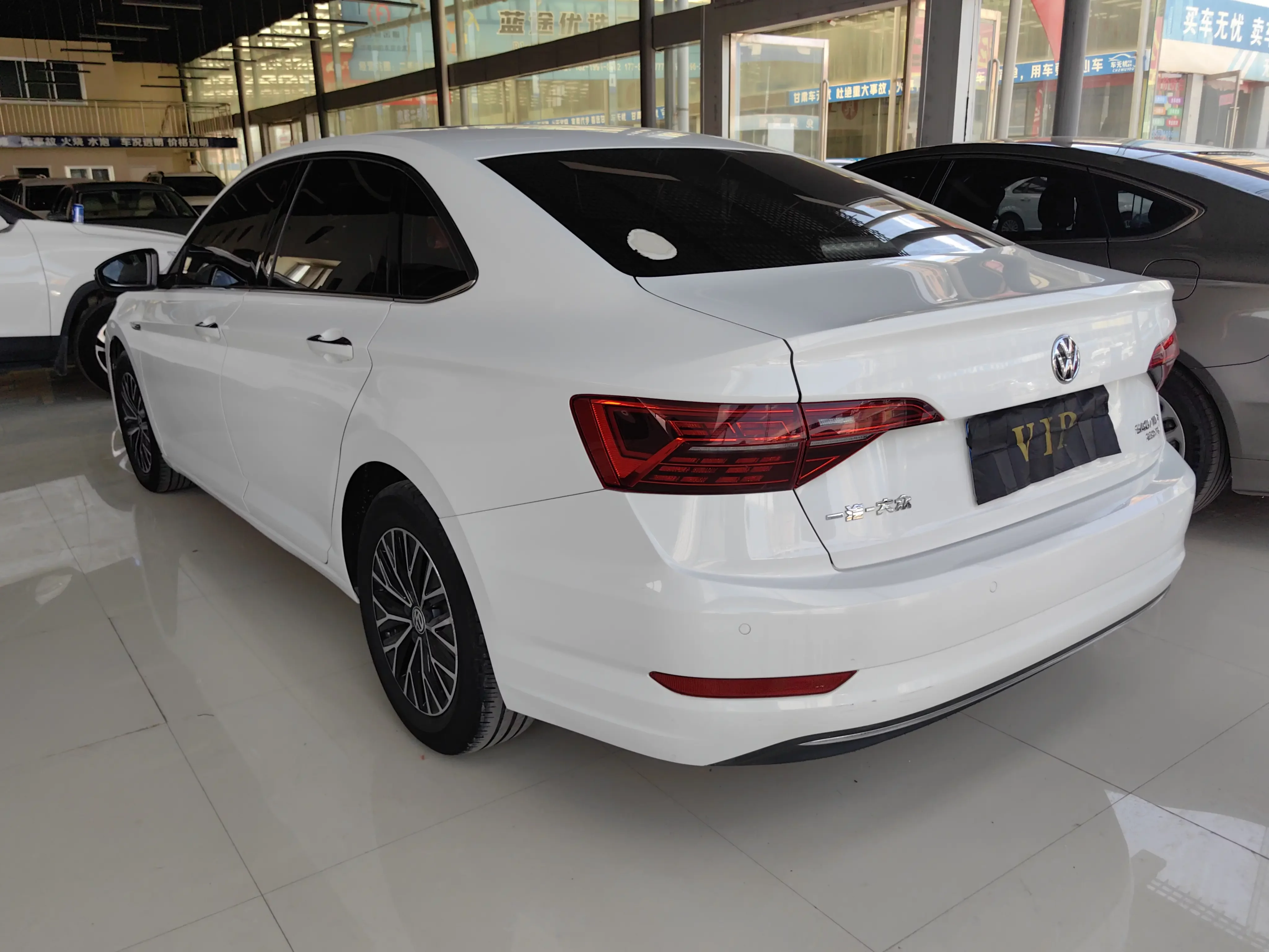 Volkswagen Sagitar