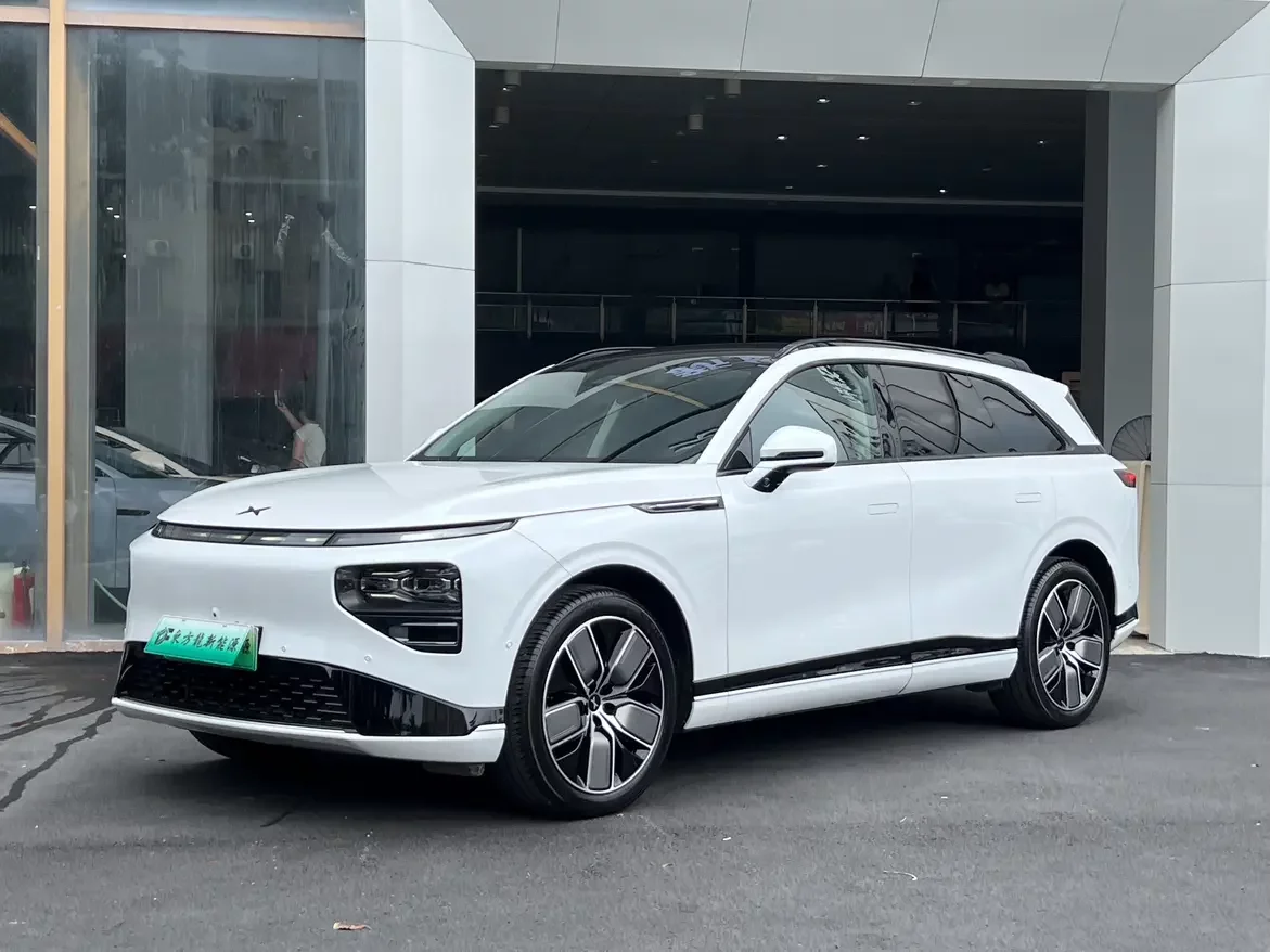 Xpeng G9
