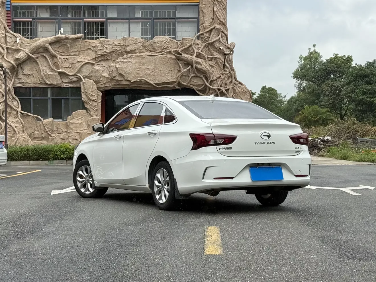 GAC Trumpchi GA4