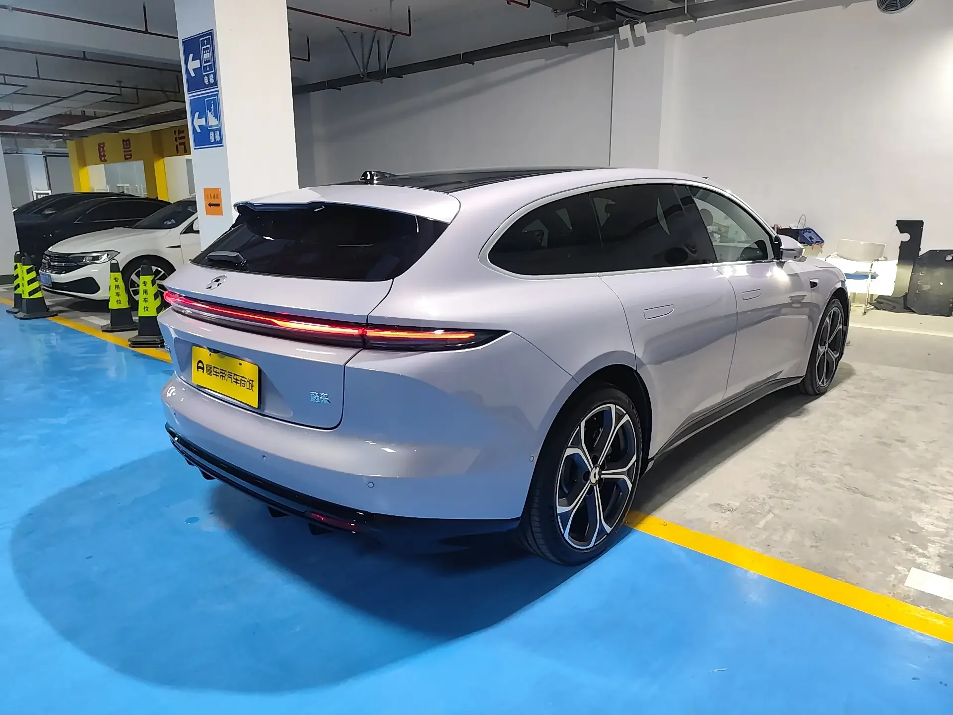 NIO ET5T