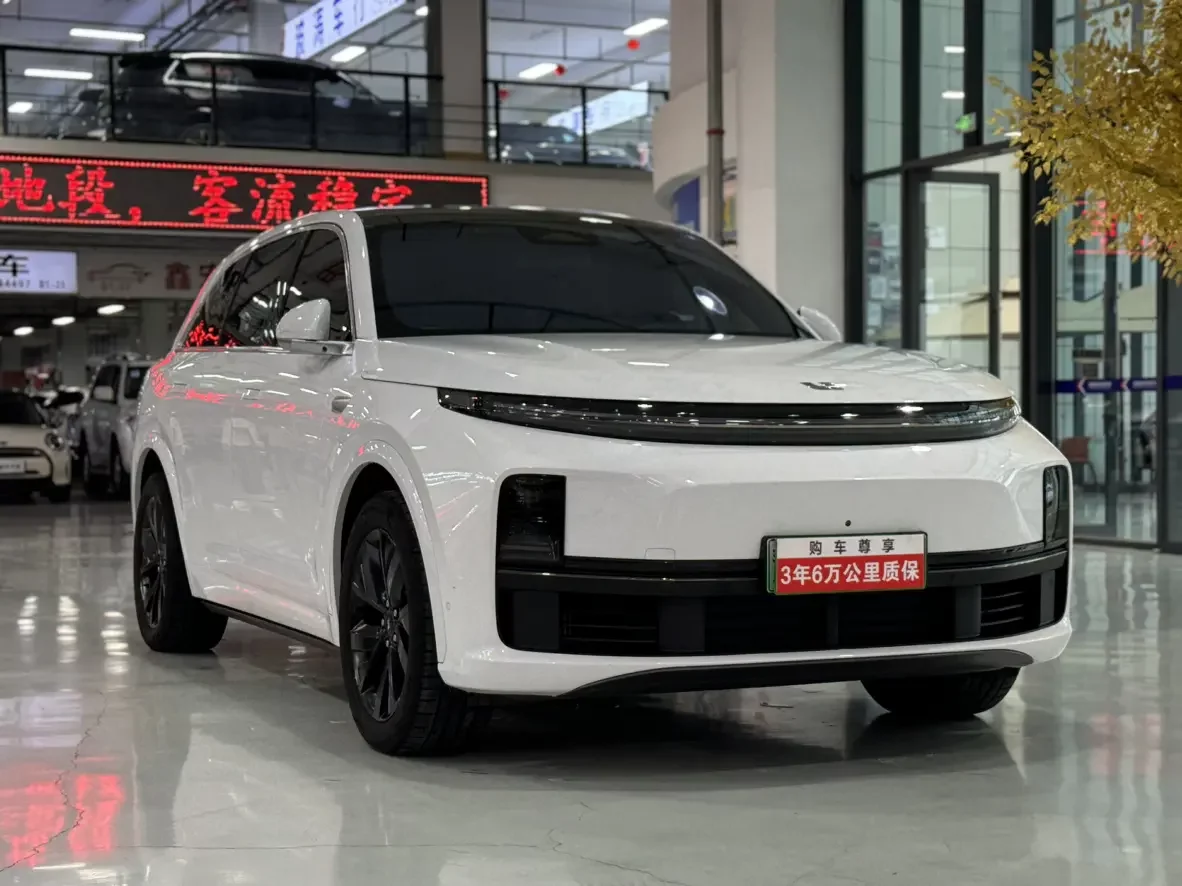 Lixiang L7