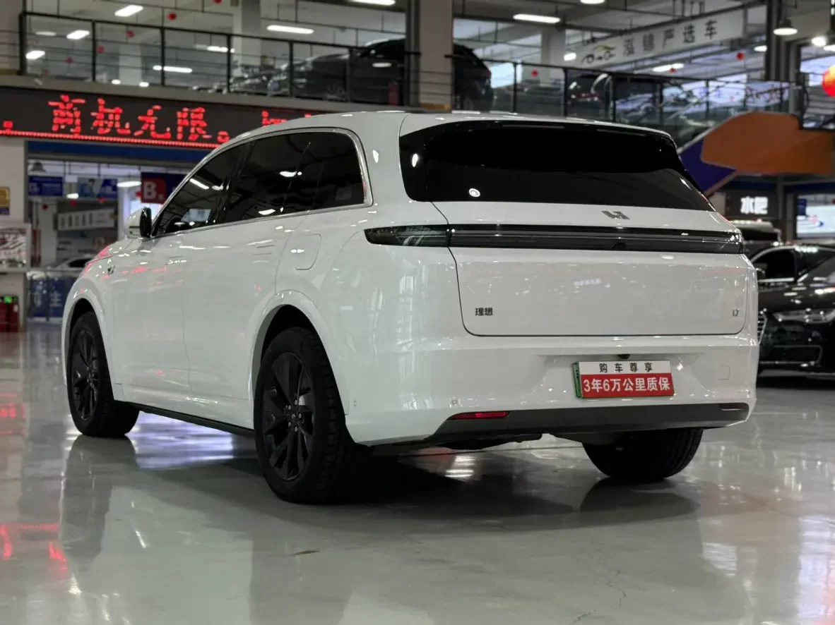 Lixiang L7