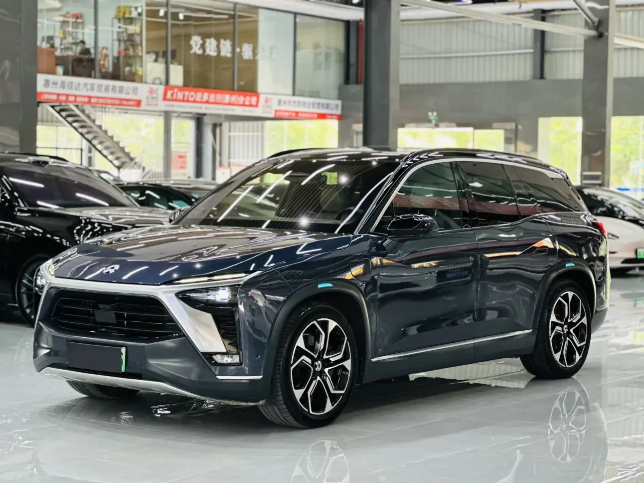 NIO ES8  из Китая