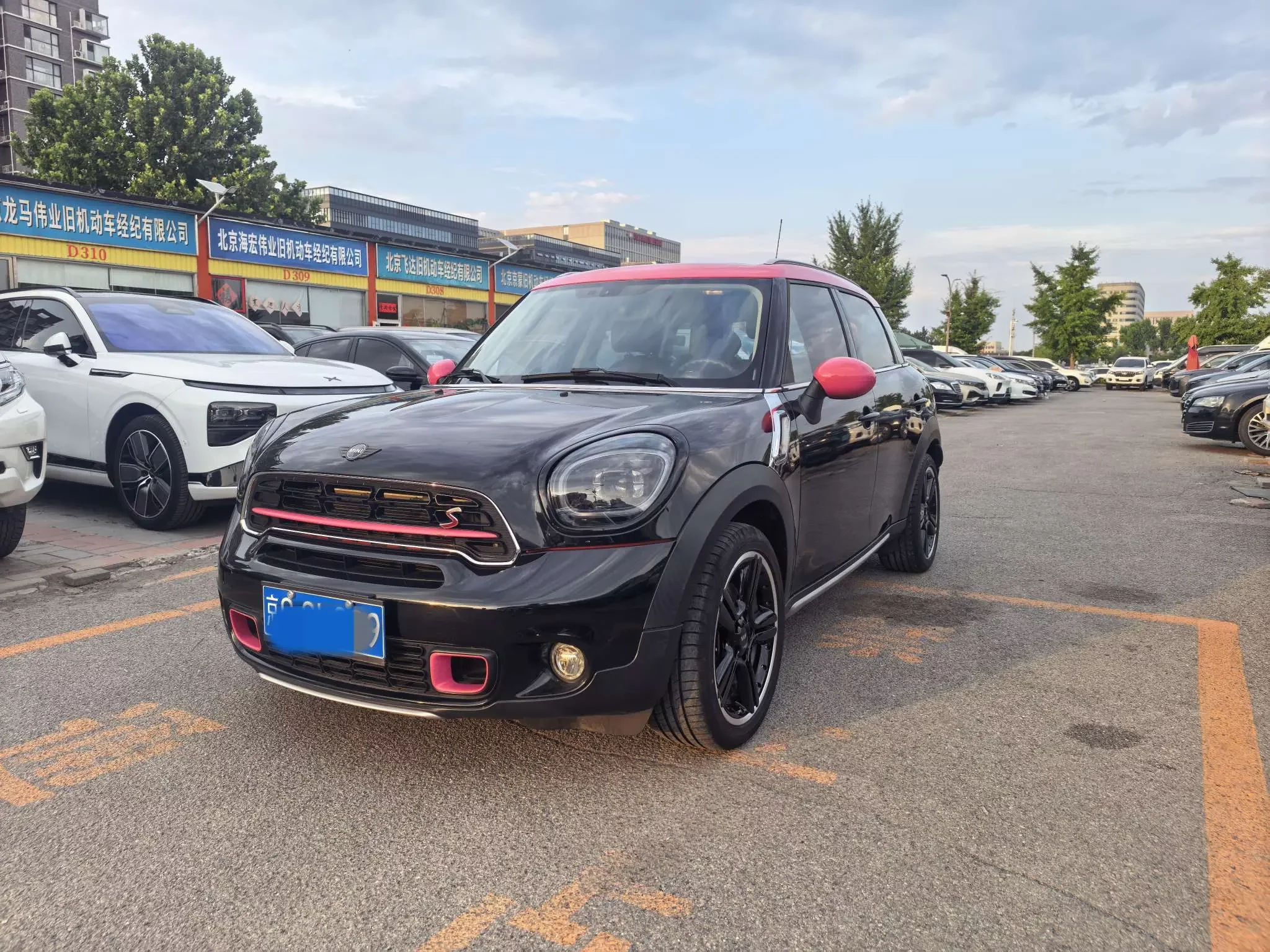 MINI COUNTRYMAN