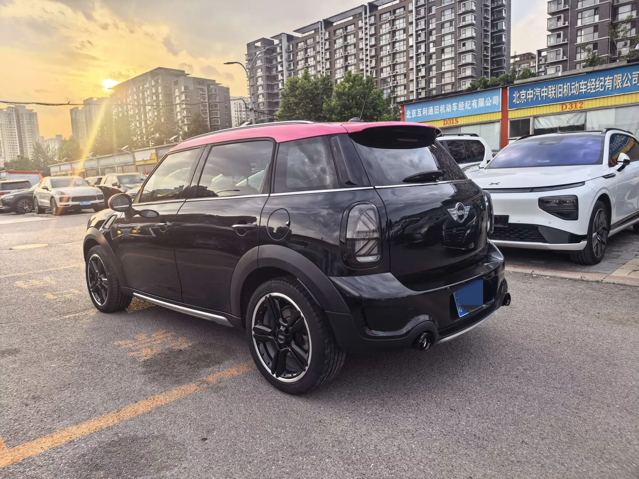 MINI COUNTRYMAN