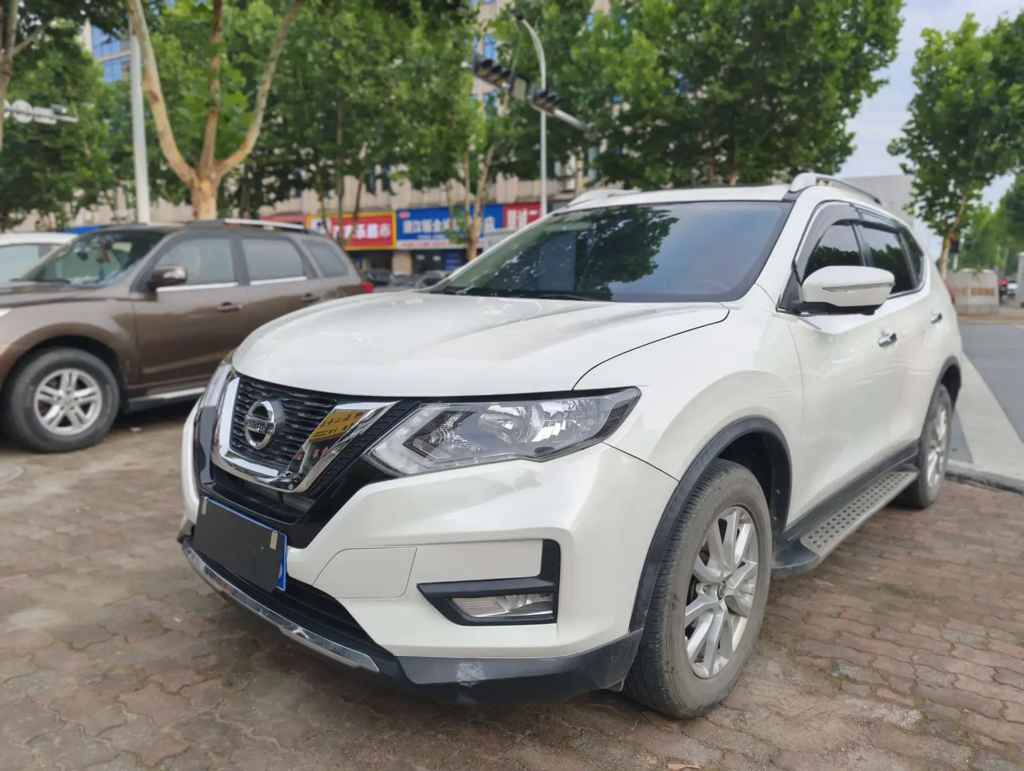 Nissan X-Trail (Qijun)  из Китая