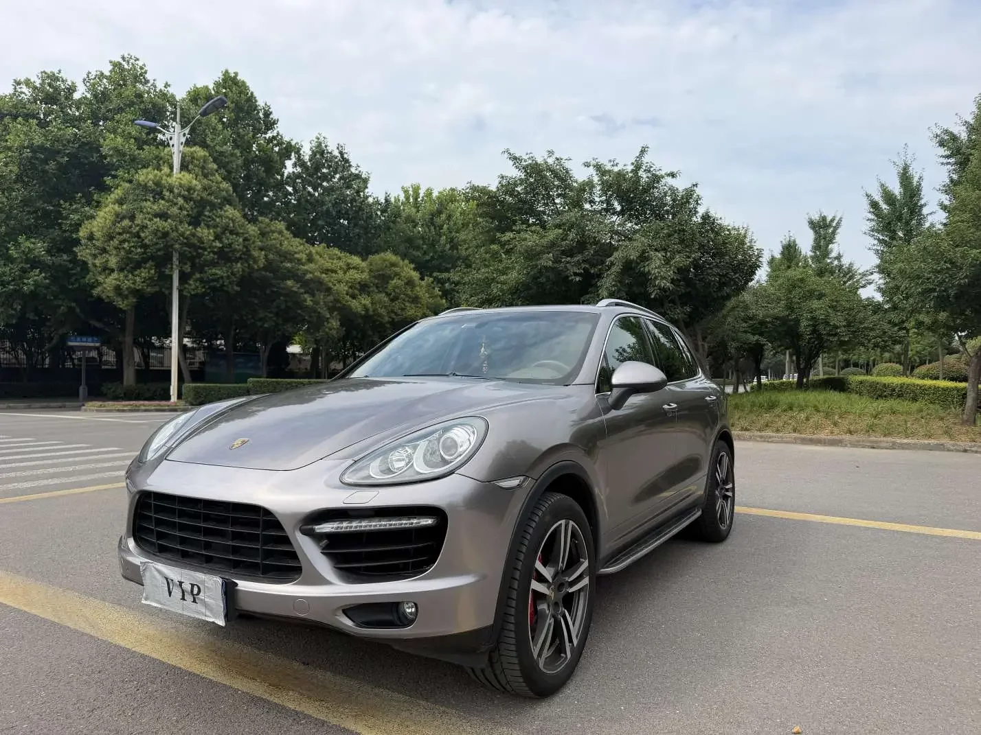 Porsche Cayenne  из Китая