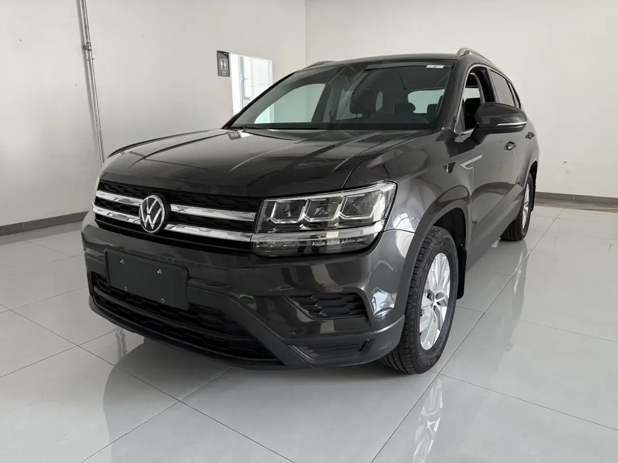 Volkswagen Tharu