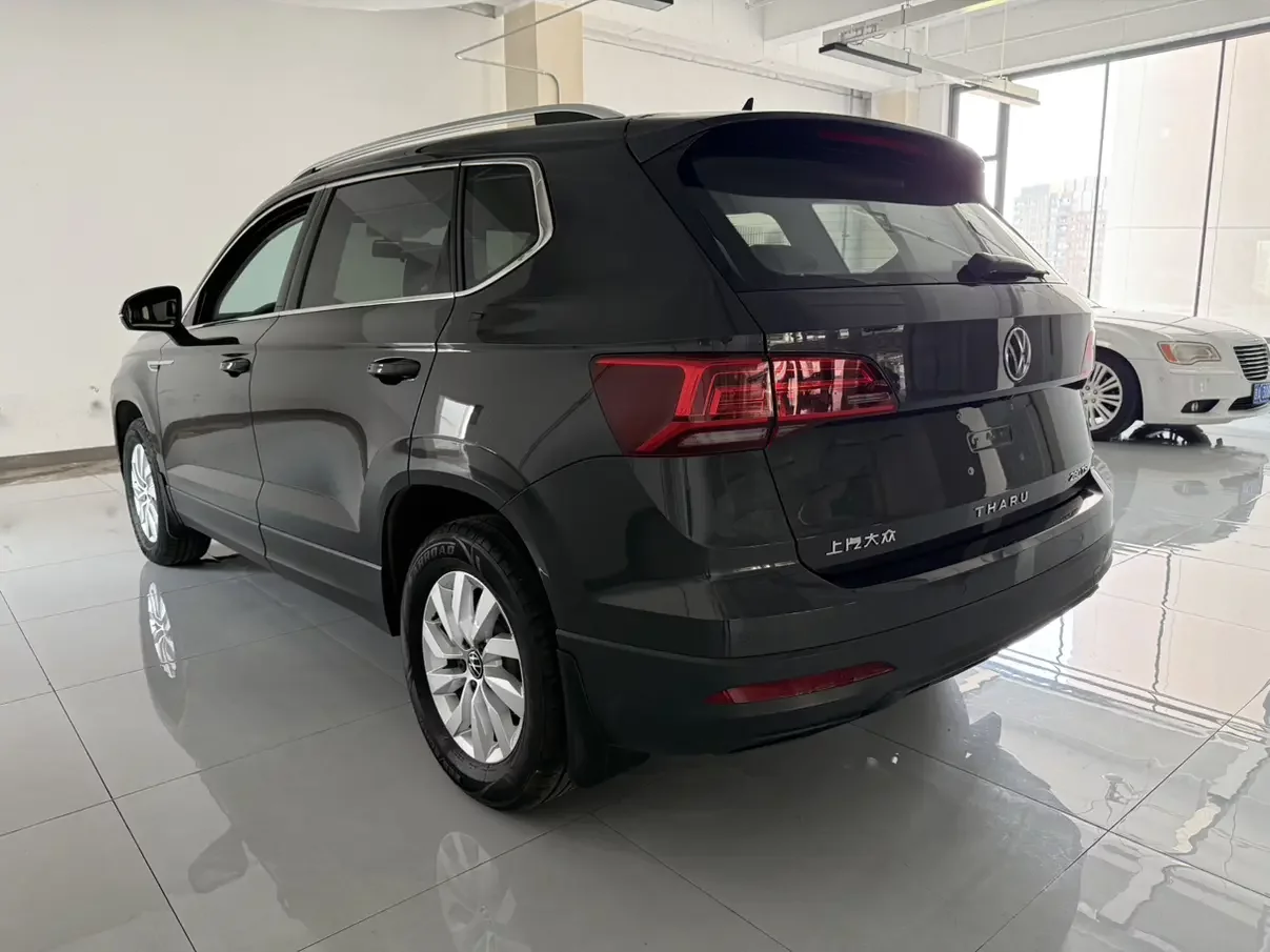 Volkswagen Tharu