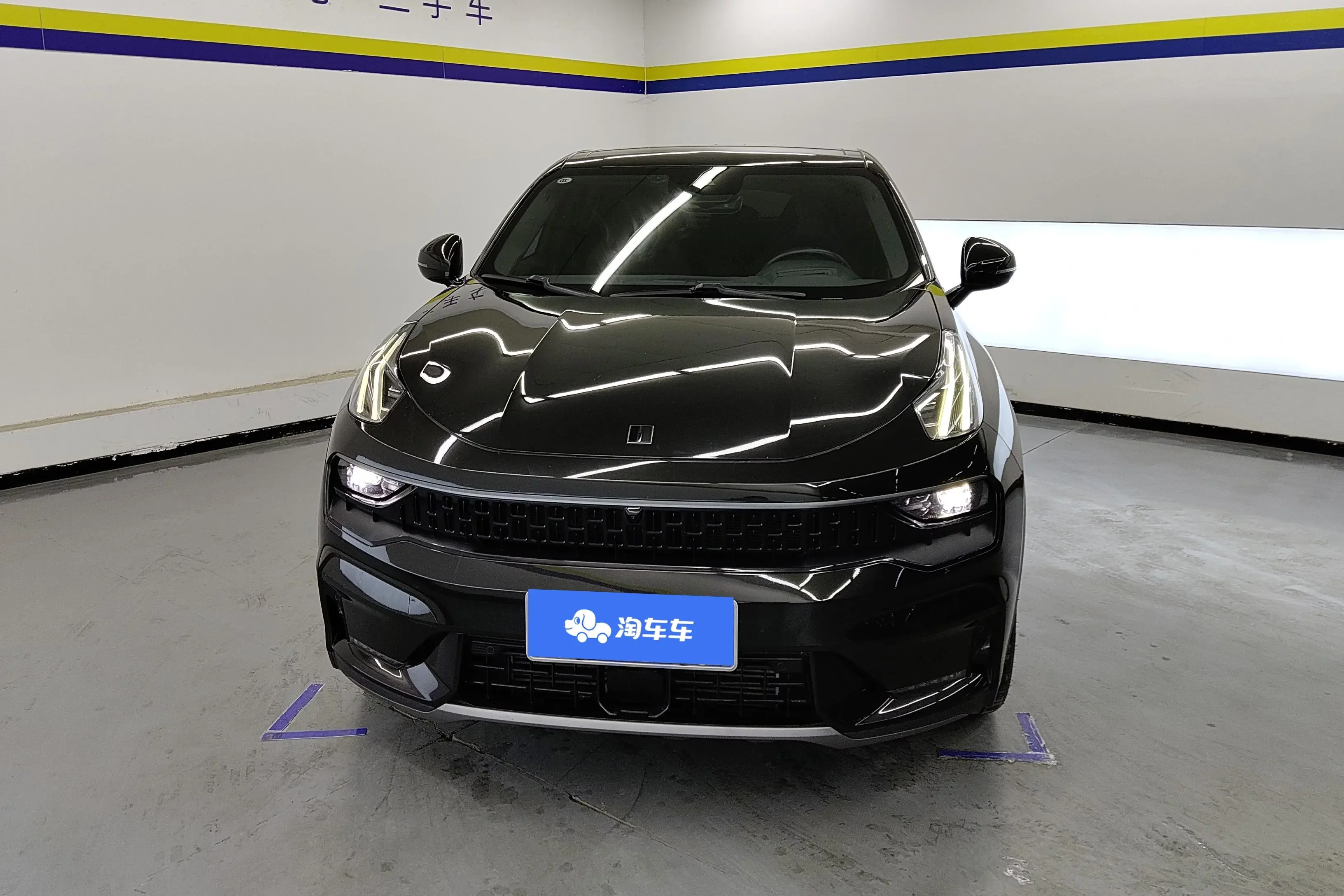Lynk & Co 05