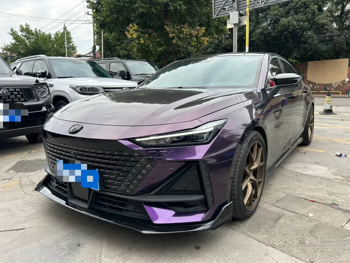 Changan UNI-V