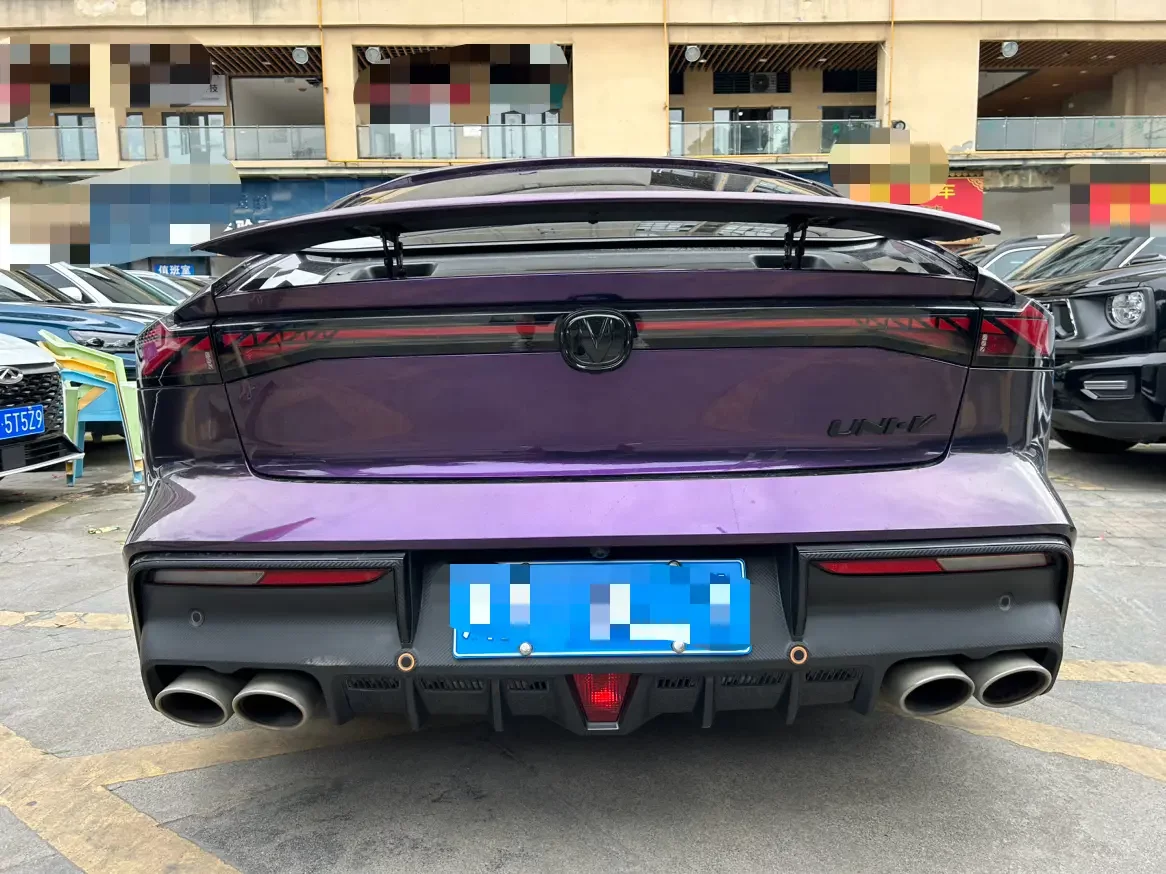 Changan UNI-V