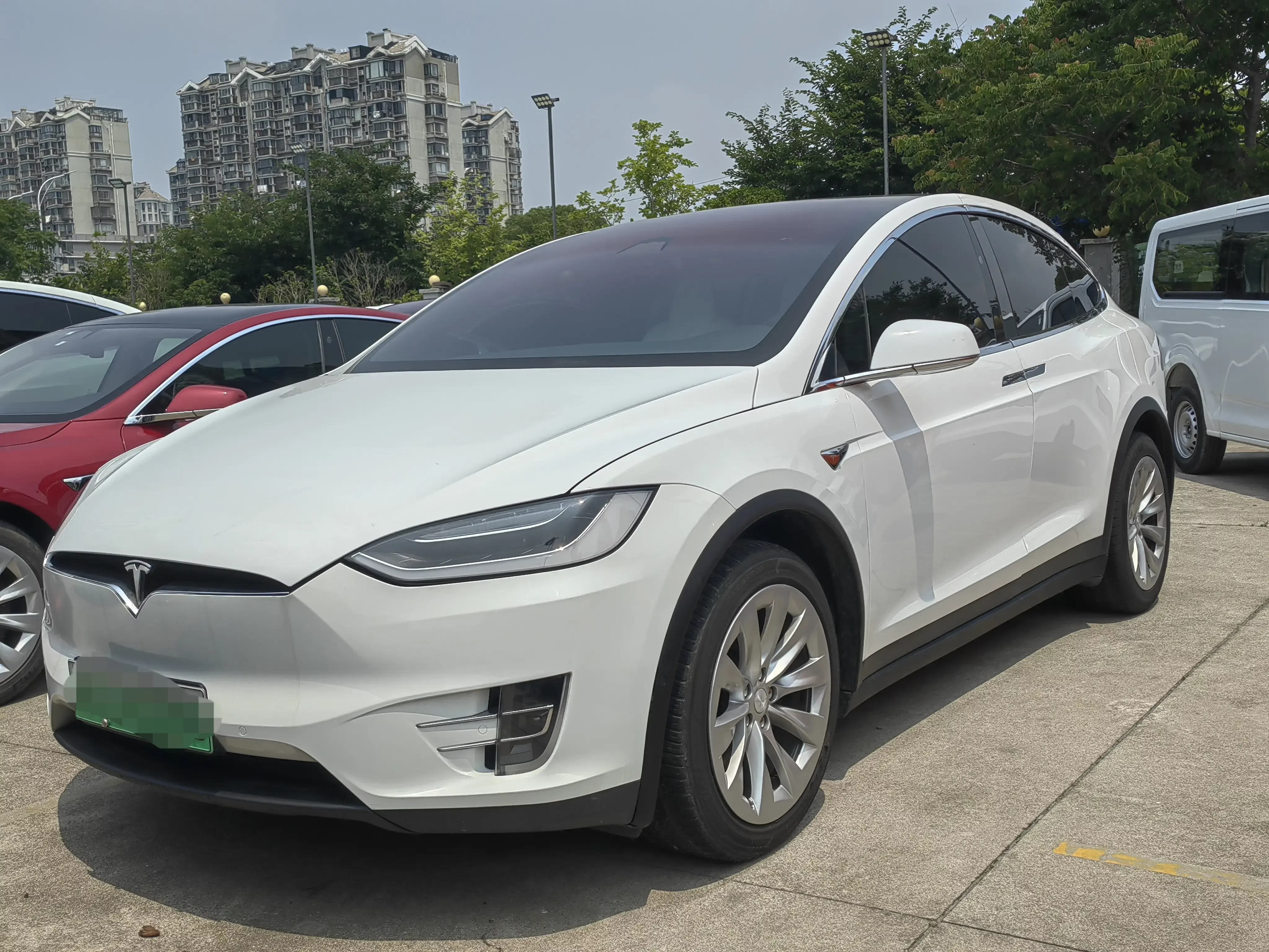 Tesla Model X