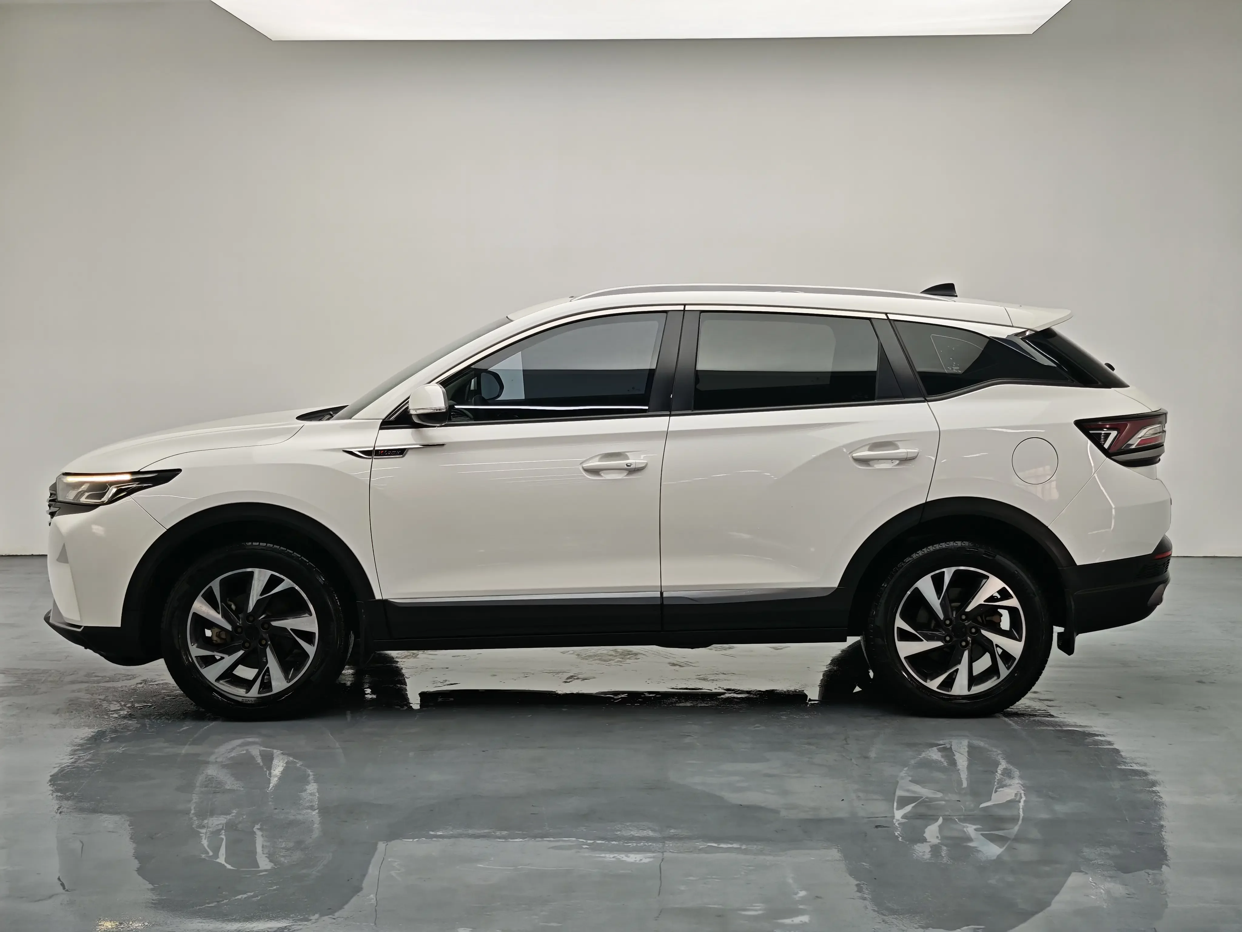 Dongfeng Fengshen AX7