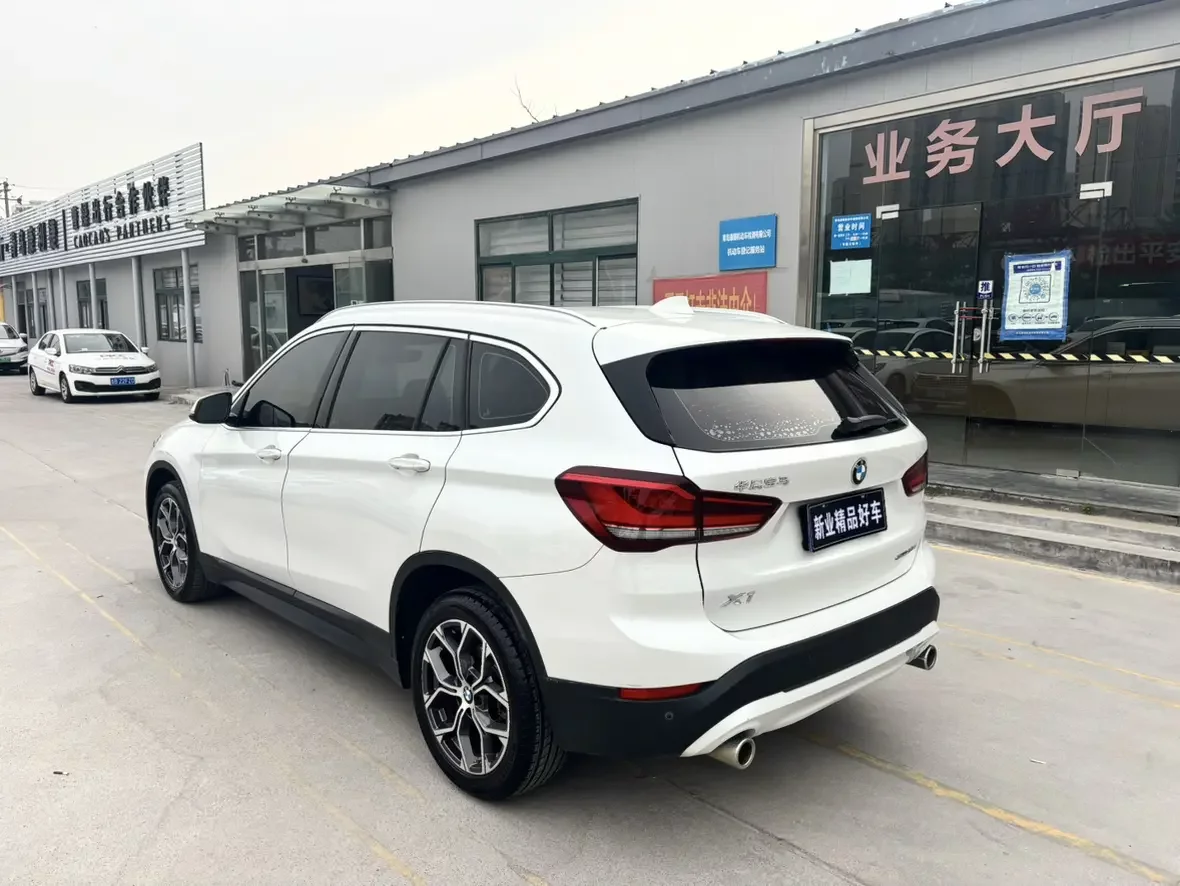BMW X1