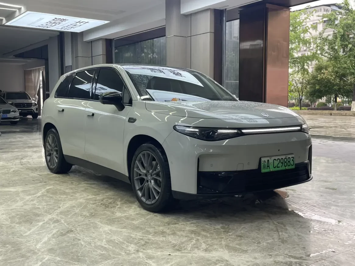 Leapmotor Zero running C10