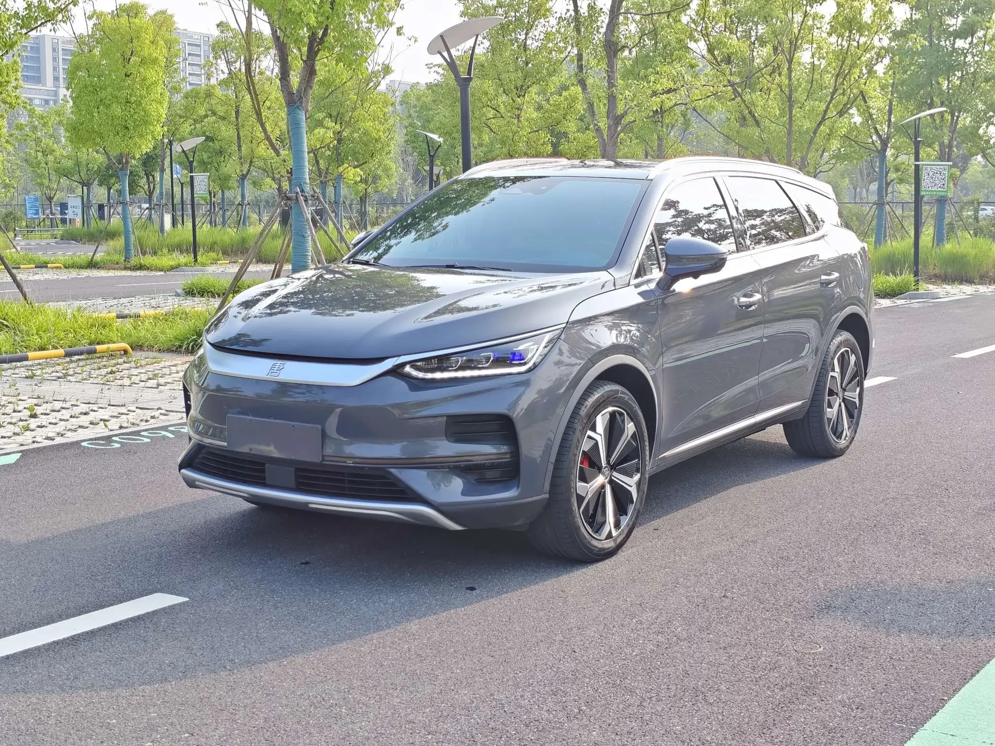 BYD Tang EV