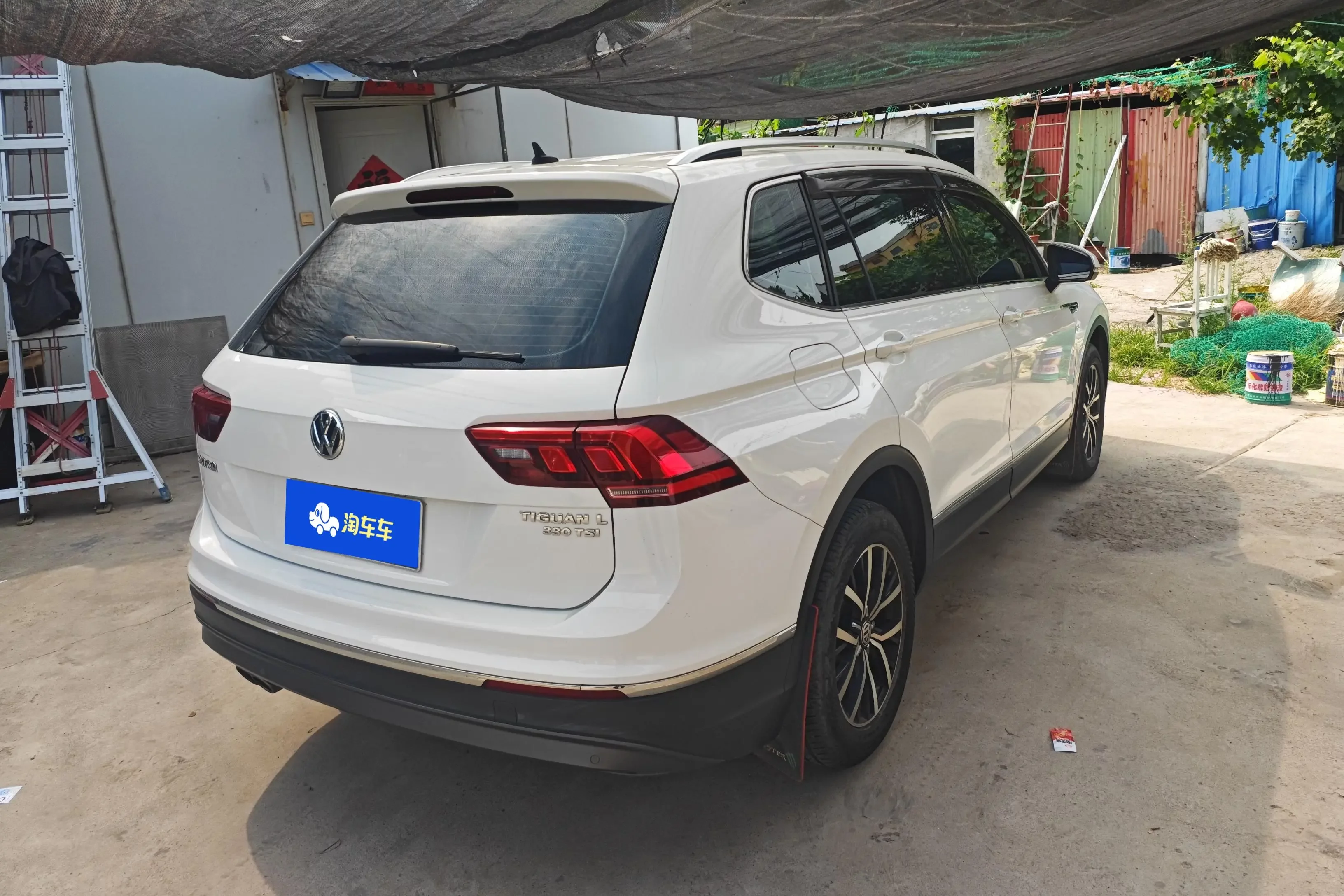 Volkswagen Tiguan L