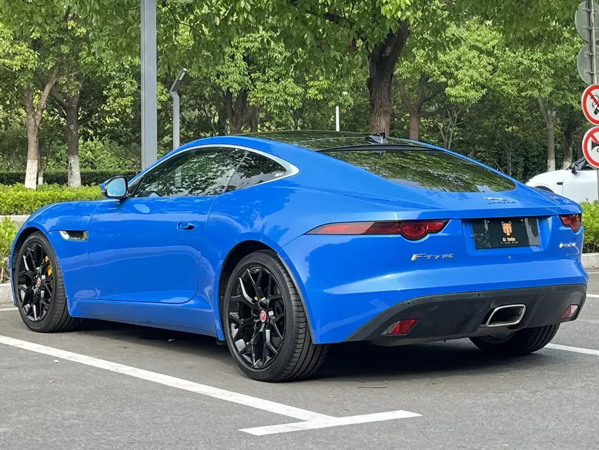 Jaguar F-TYPE