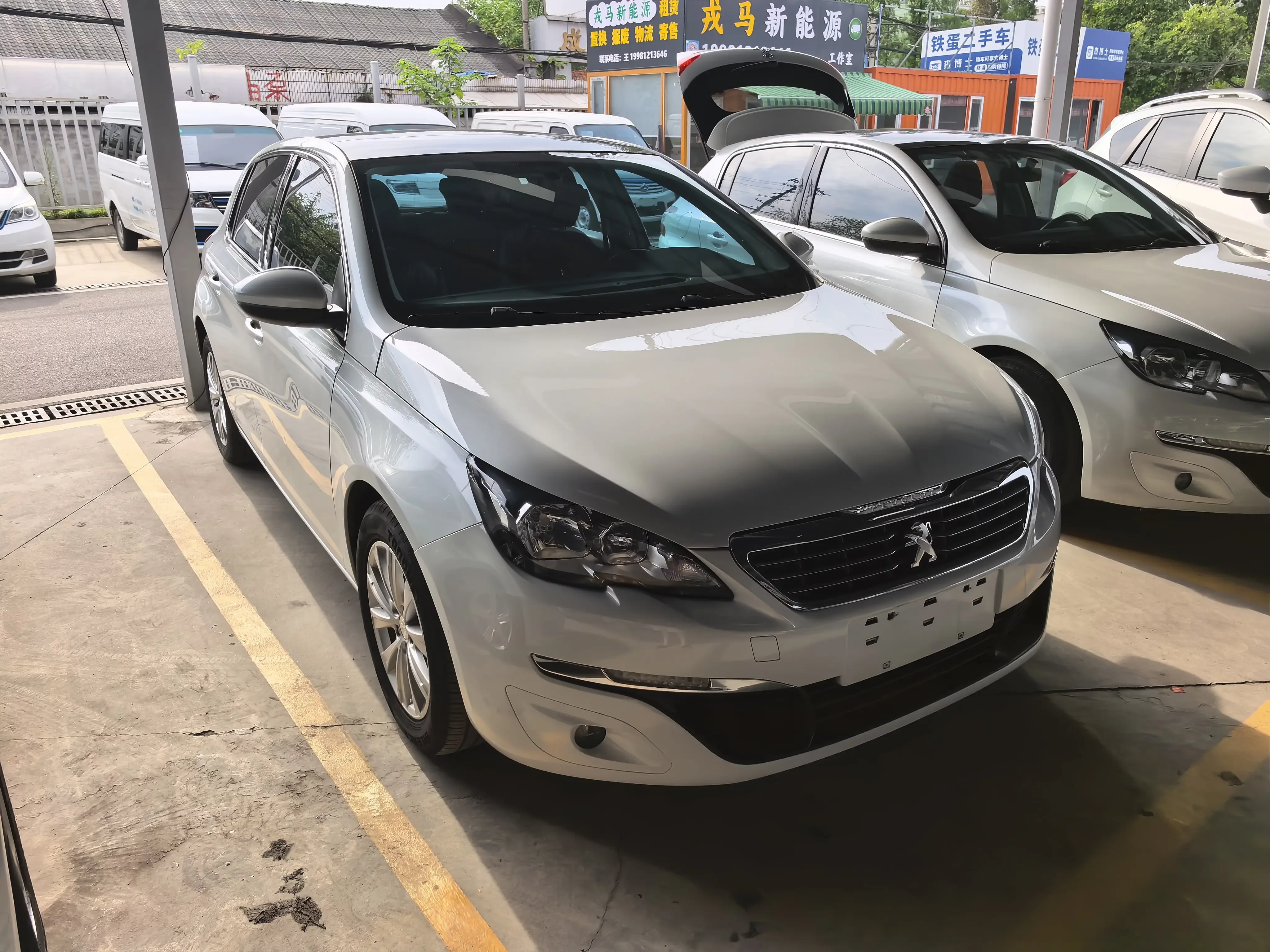 Peugeot 308S