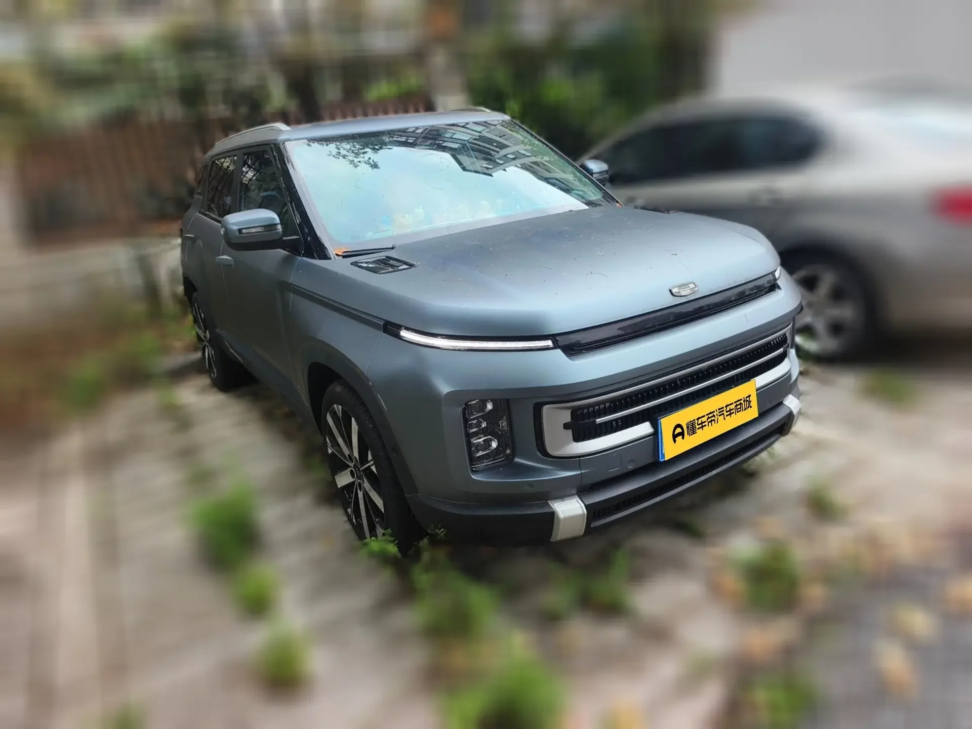 Geely ICON