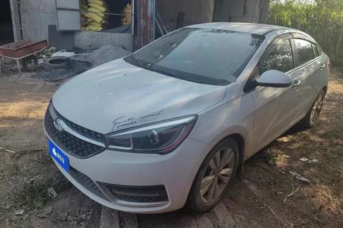 Chery Arrizo 5