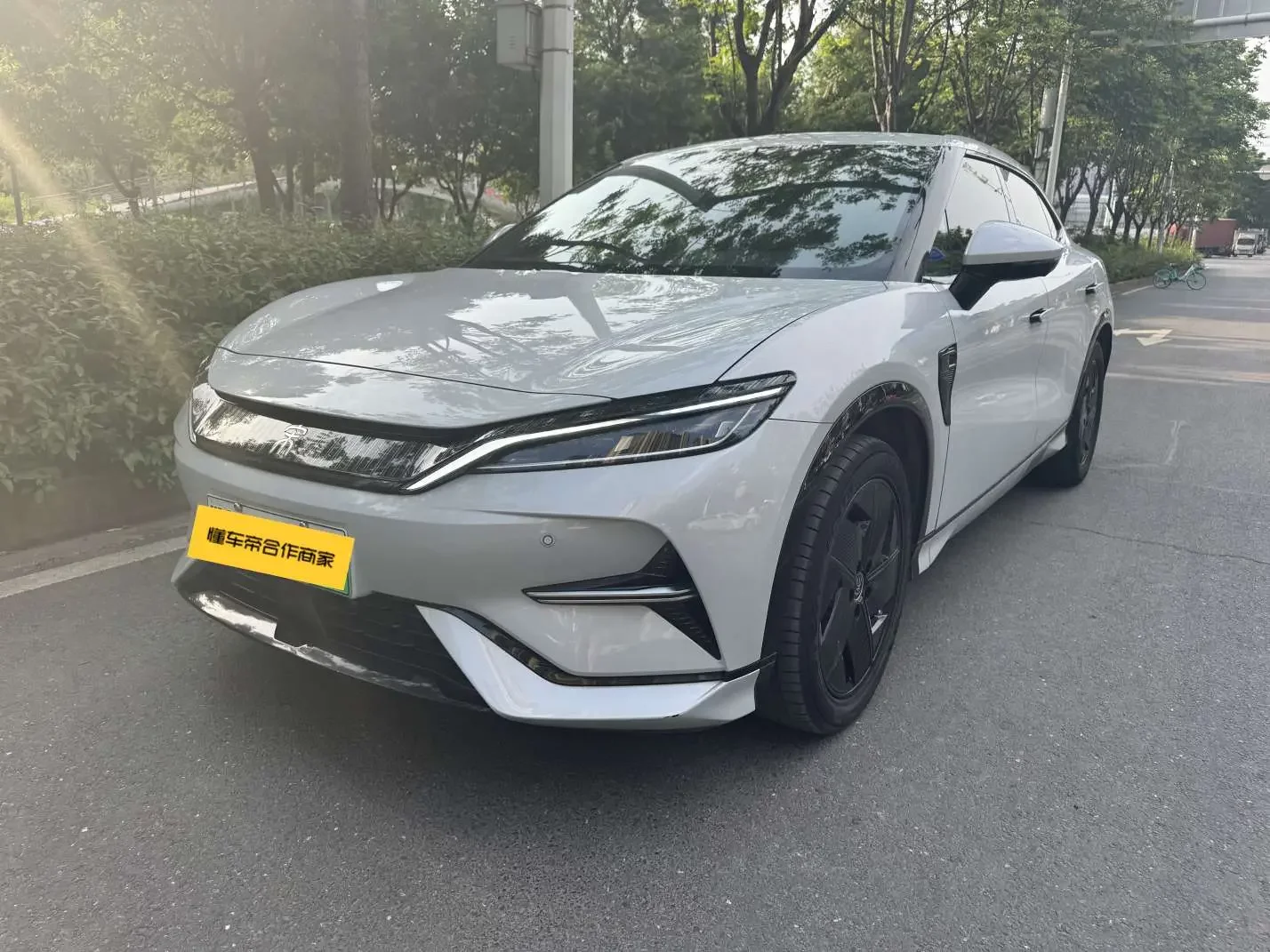 BYD Song L EV