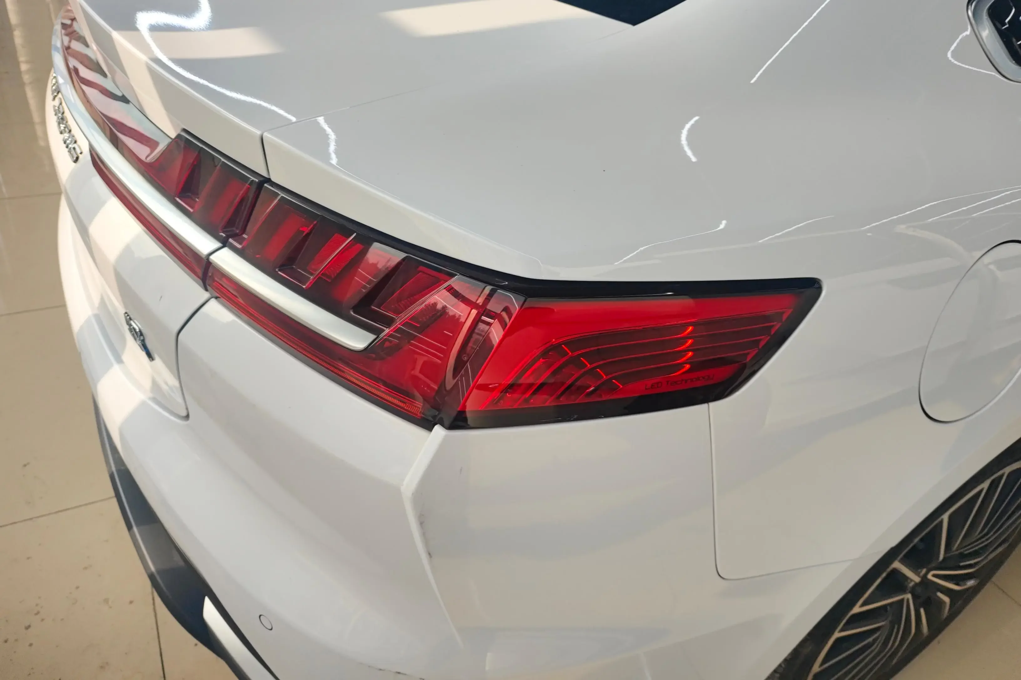 BYD Han EV