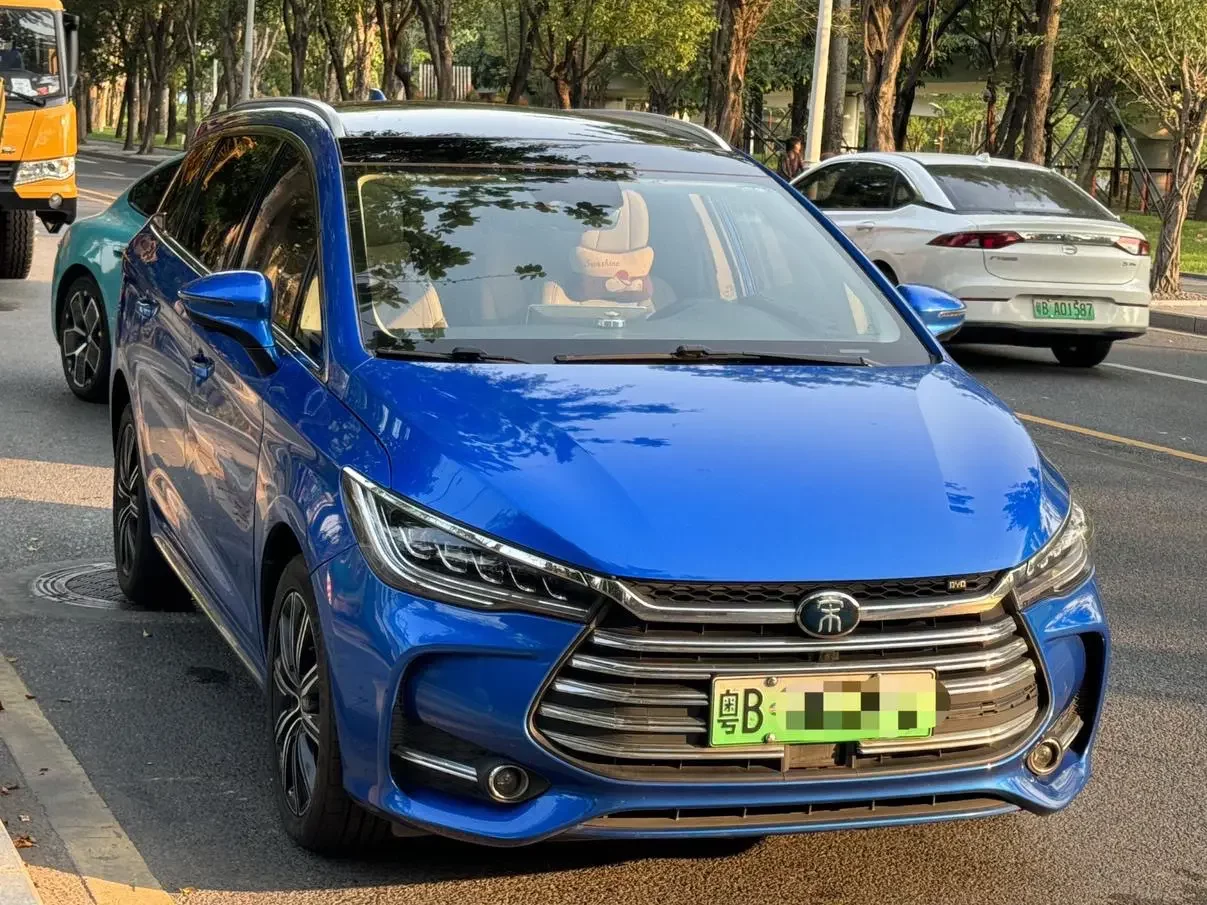 BYD Song MAX DM