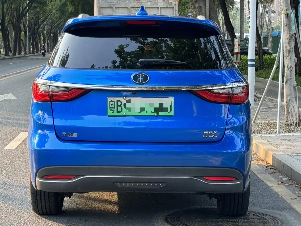 BYD Song MAX DM