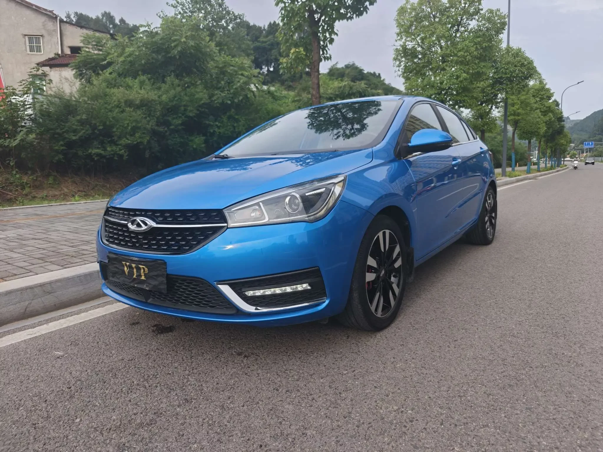 Chery Arrizo 5