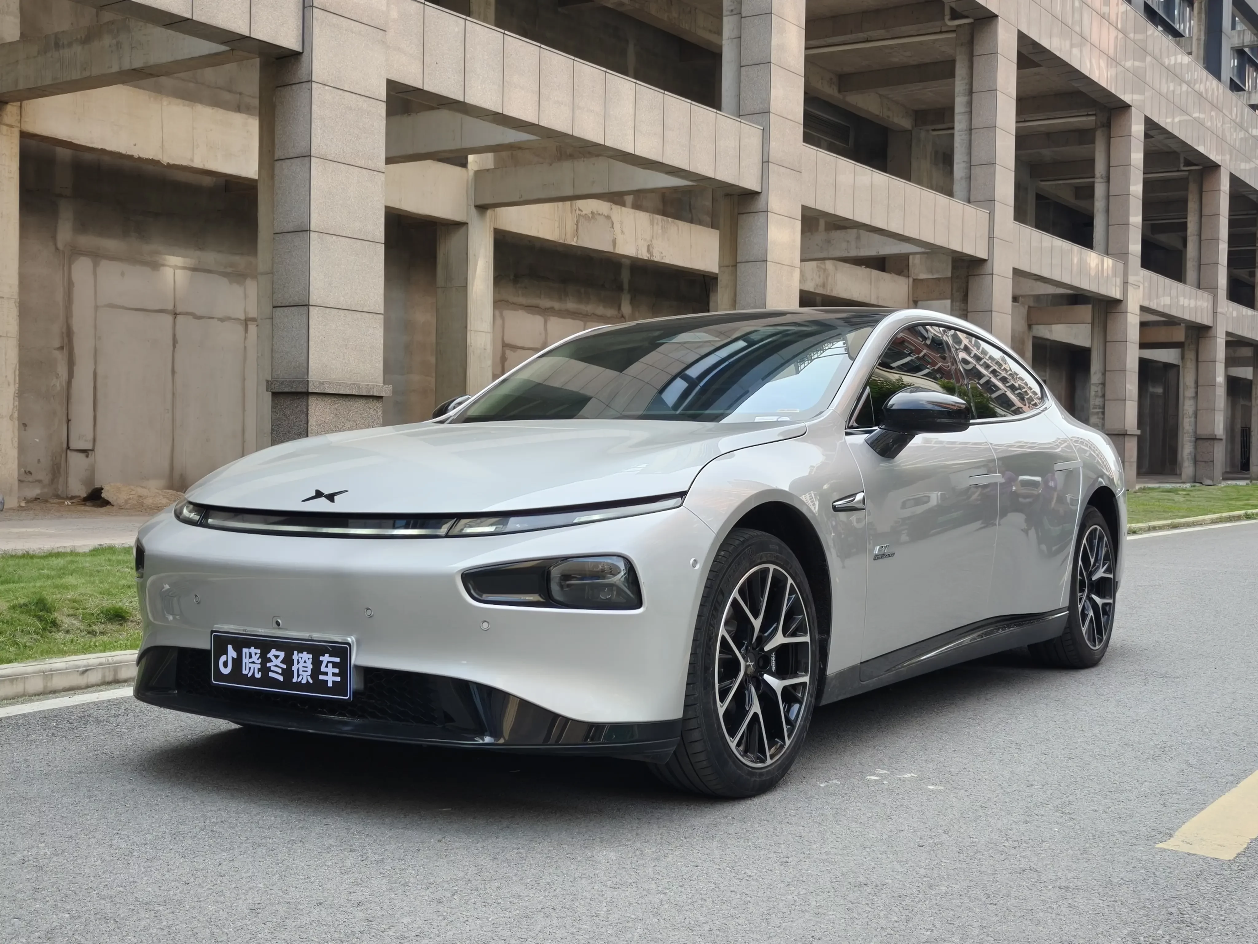 Xpeng P7