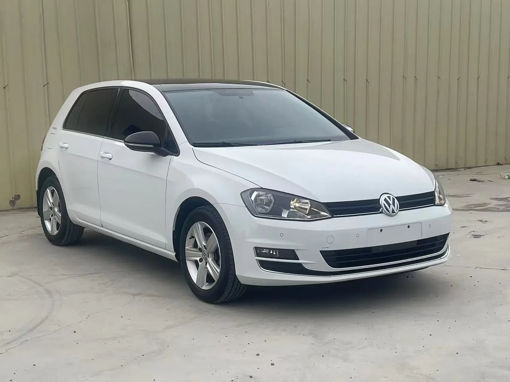 Volkswagen golf