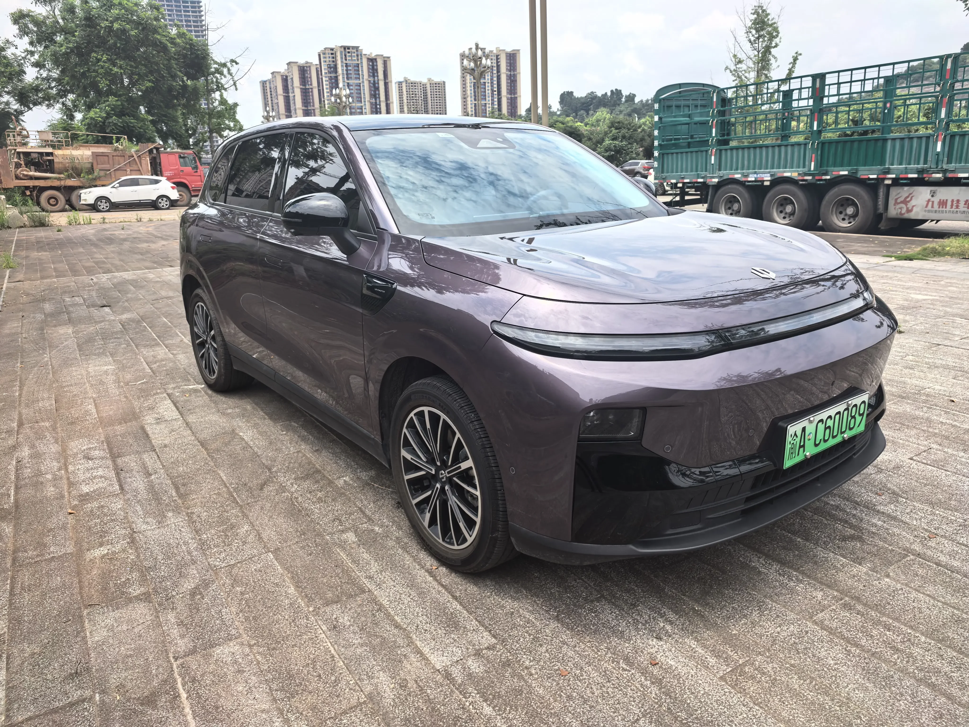 Leapmotor B10