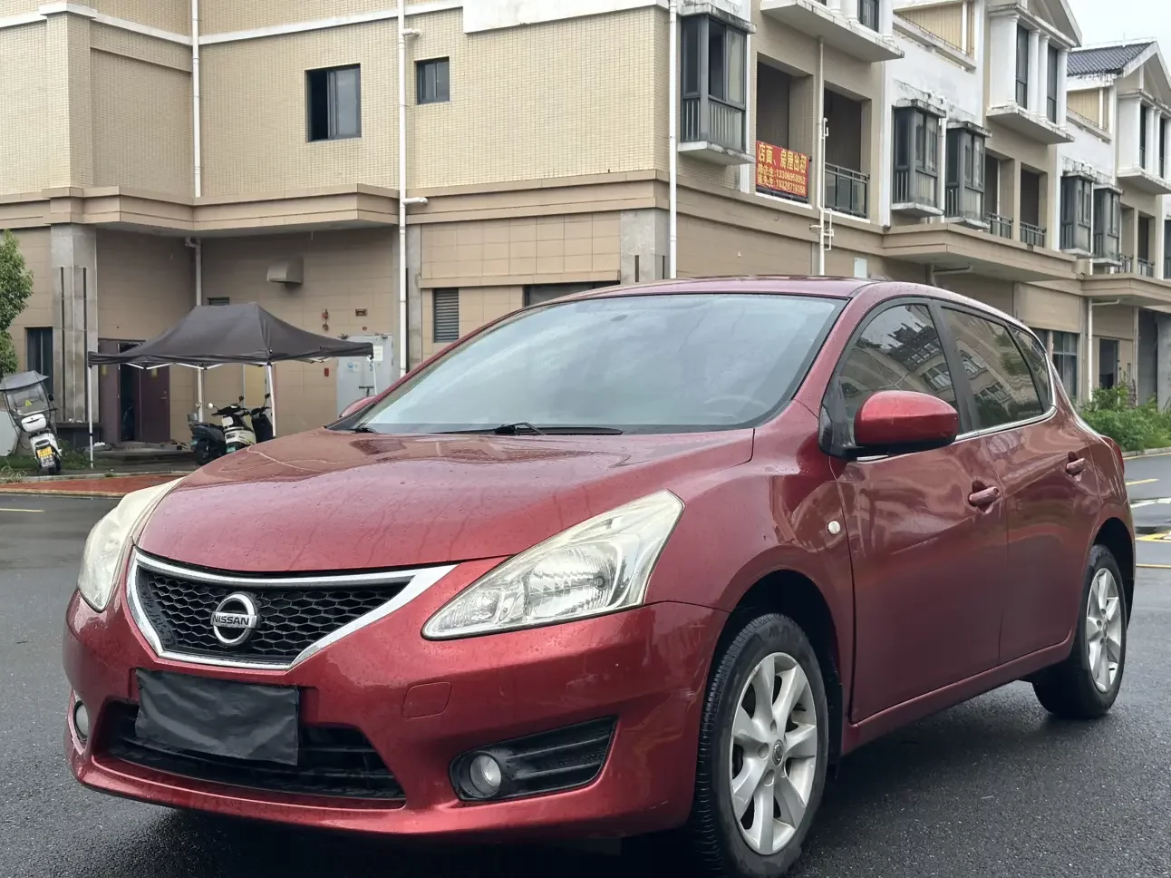 Nissan Tiida