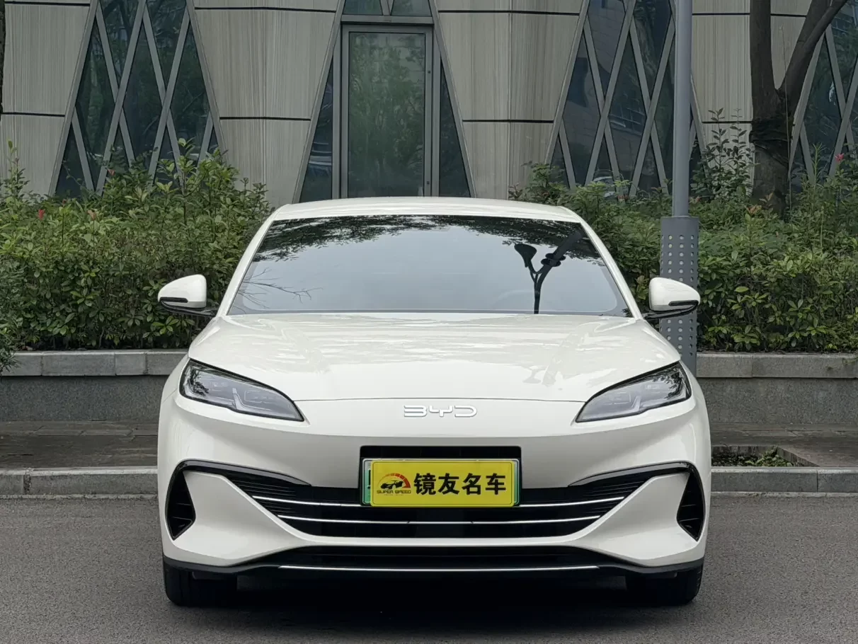 BYD Seal 06DM
